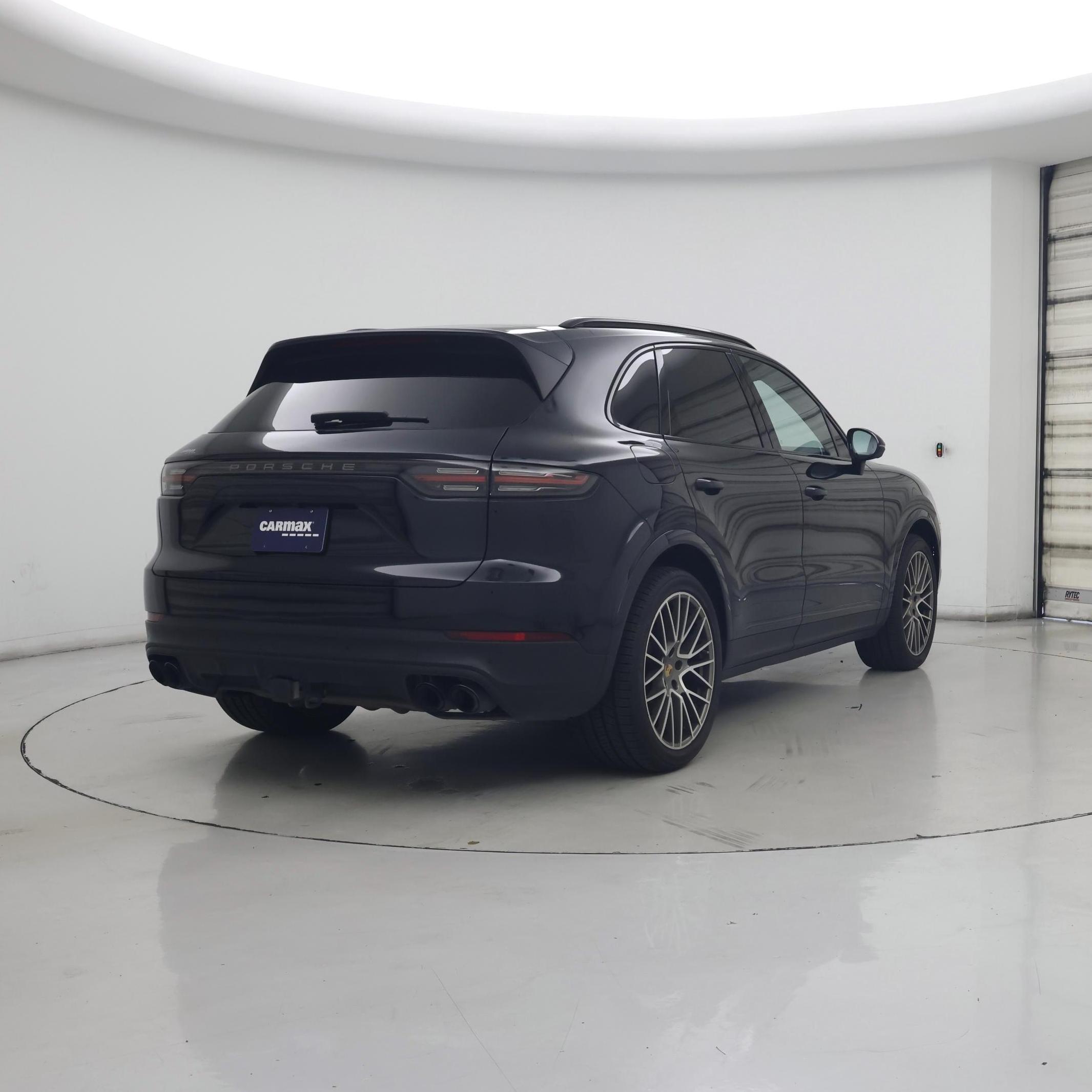 Thumbnail: 2023 Porsche Cayenne - 8