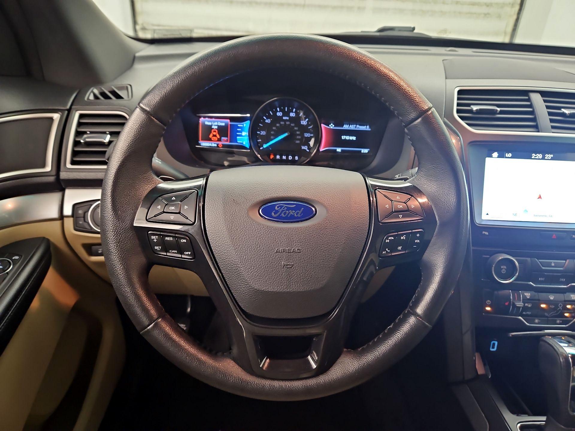Thumbnail: 2017 Ford Explorer - 10