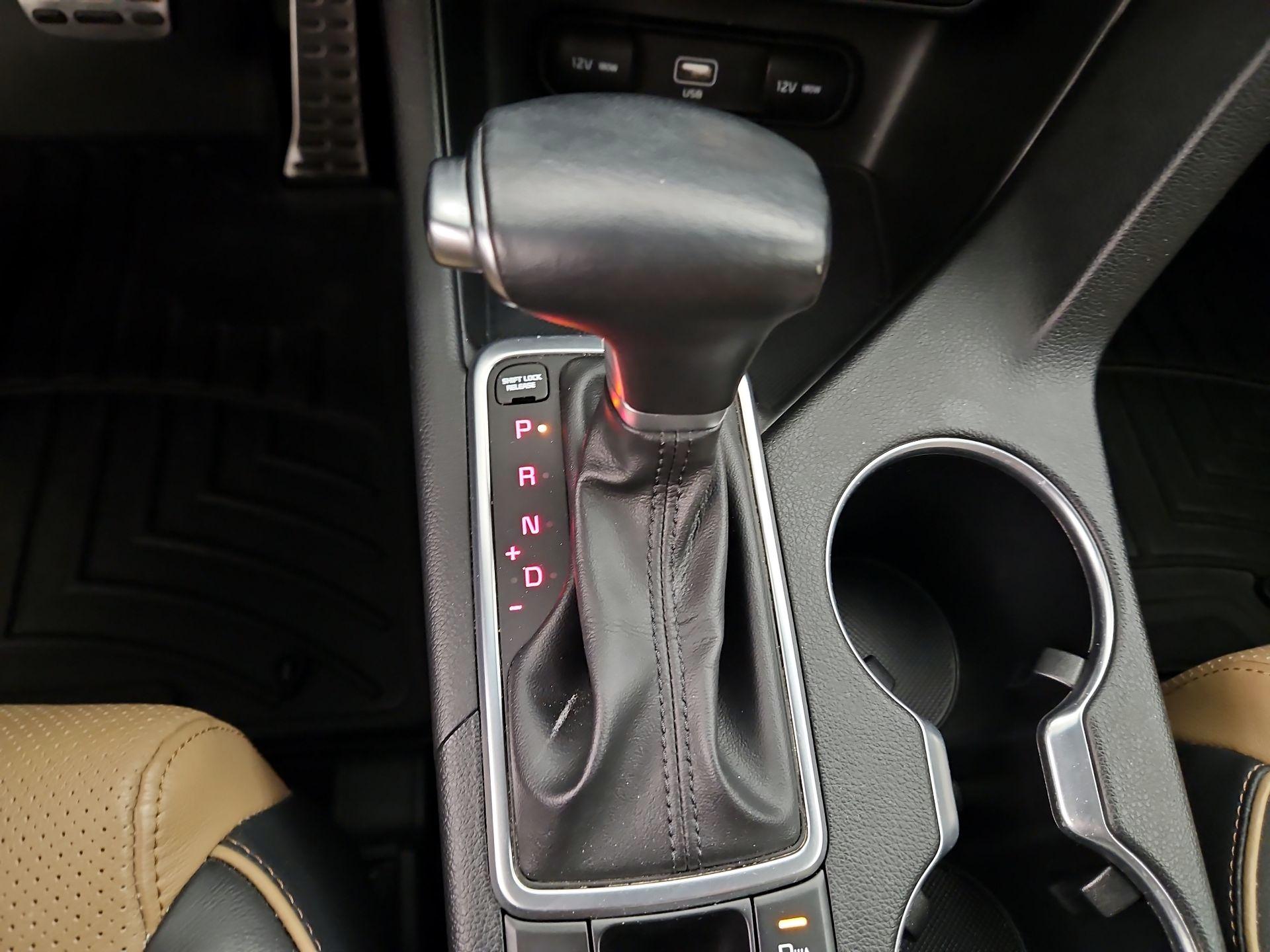 Thumbnail: 2020 Kia Sportage - 18