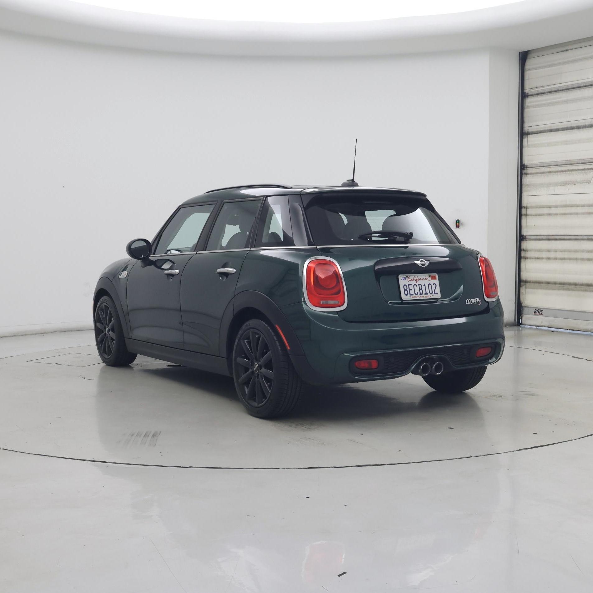 Thumbnail: 2017 MINI Cooper Hardtop - 2