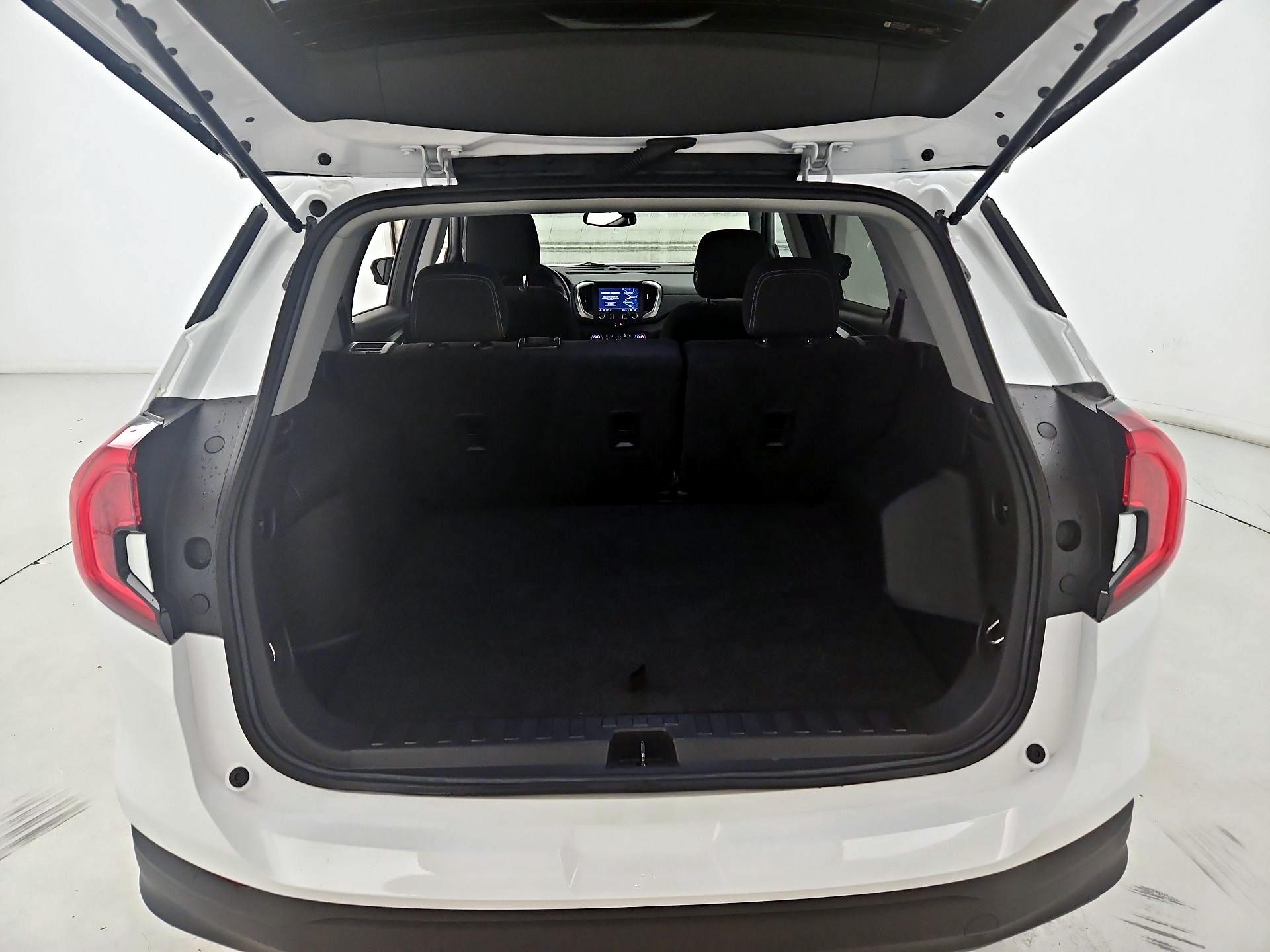 Thumbnail: 2022 GMC Terrain - 20