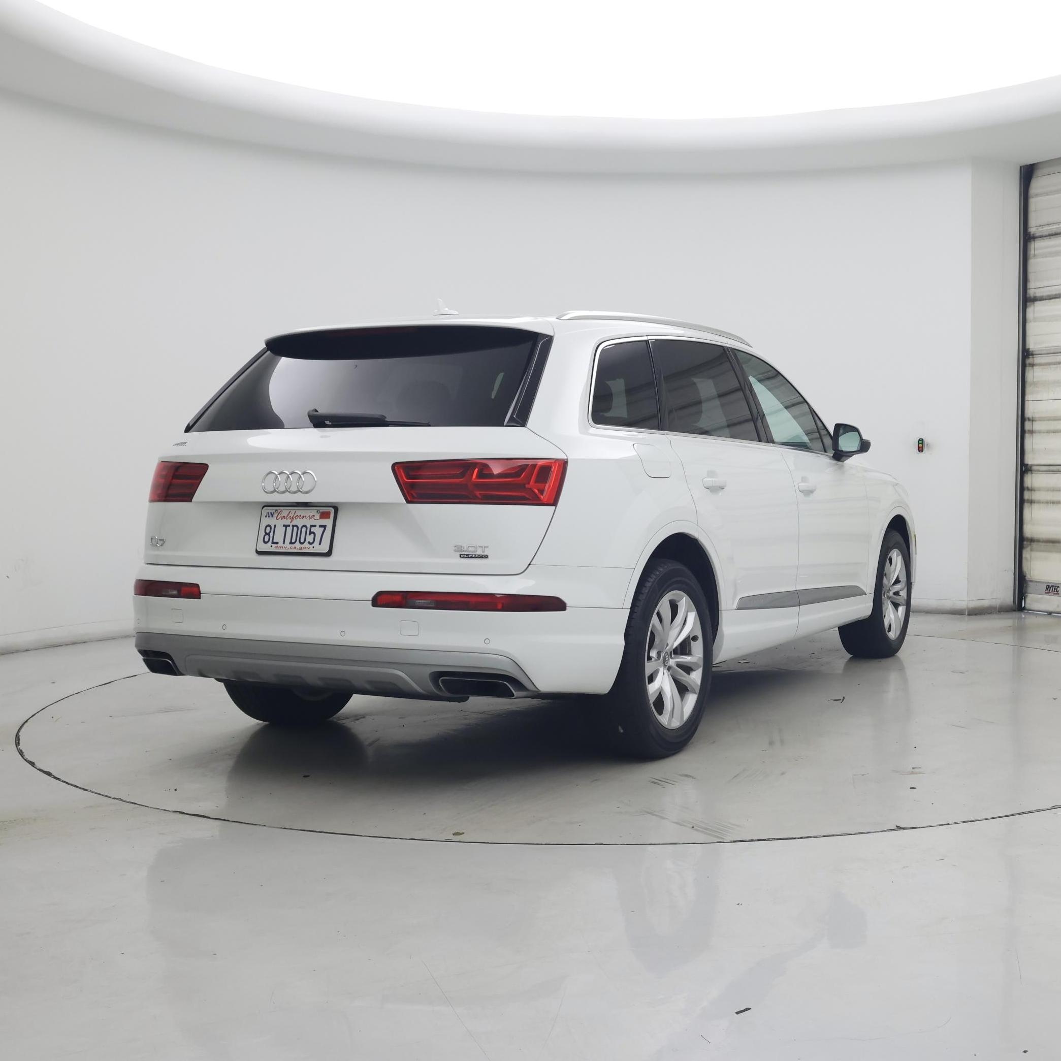 Thumbnail: 2018 Audi Q7 - 8