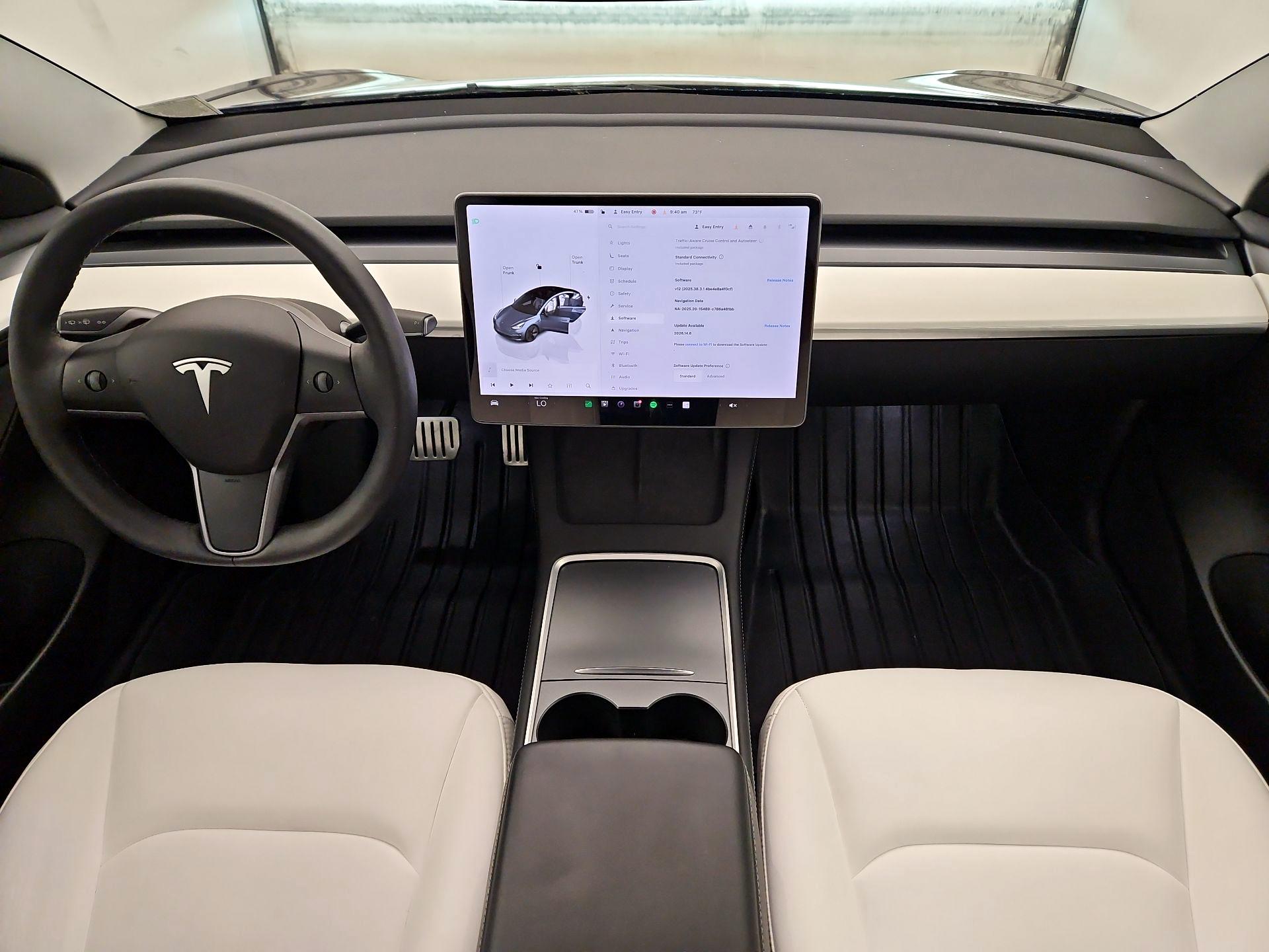 Thumbnail: 2023 Tesla Model 3 - 9