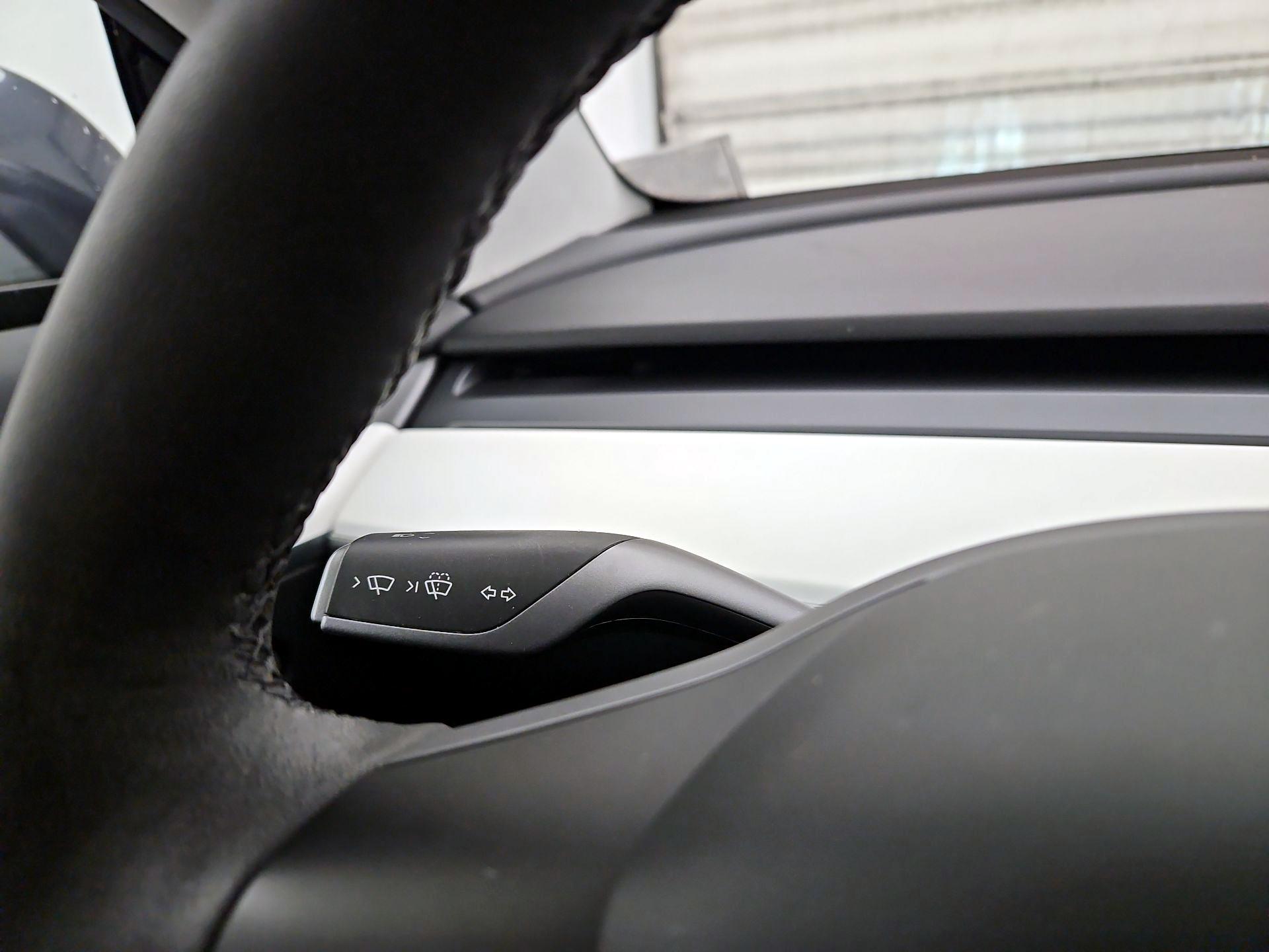 Thumbnail: 2023 Tesla Model 3 - 13