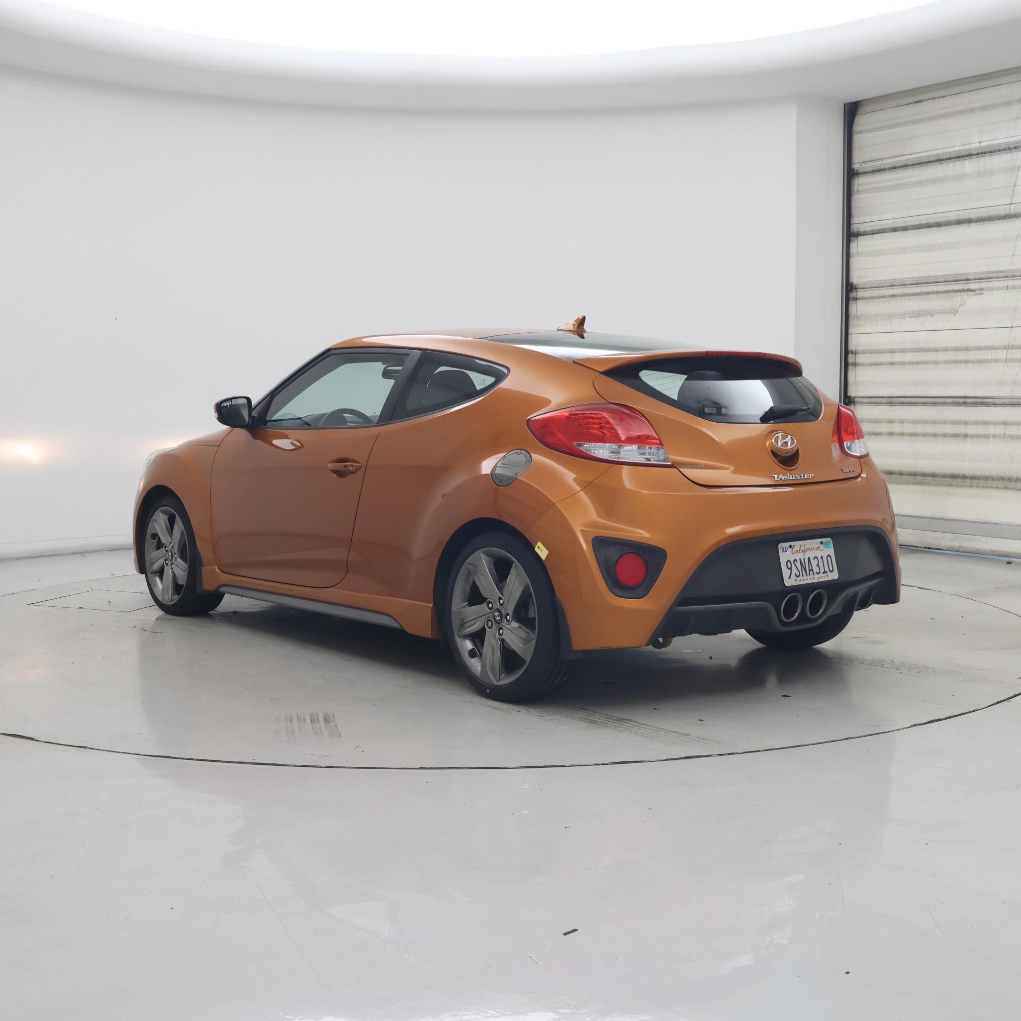 Thumbnail: 2015 Hyundai Veloster - 2