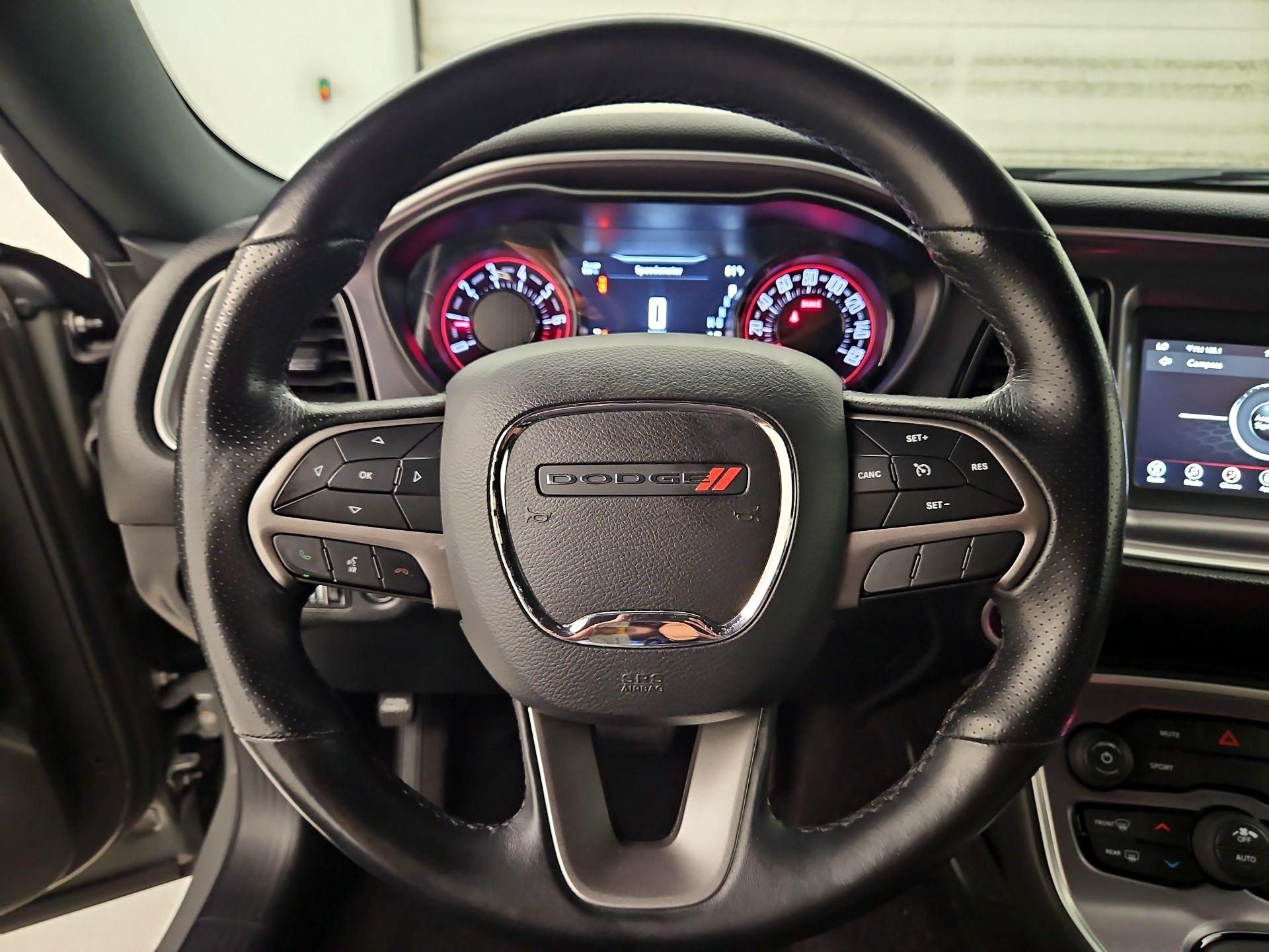 Thumbnail: 2019 Dodge Challenger - 10