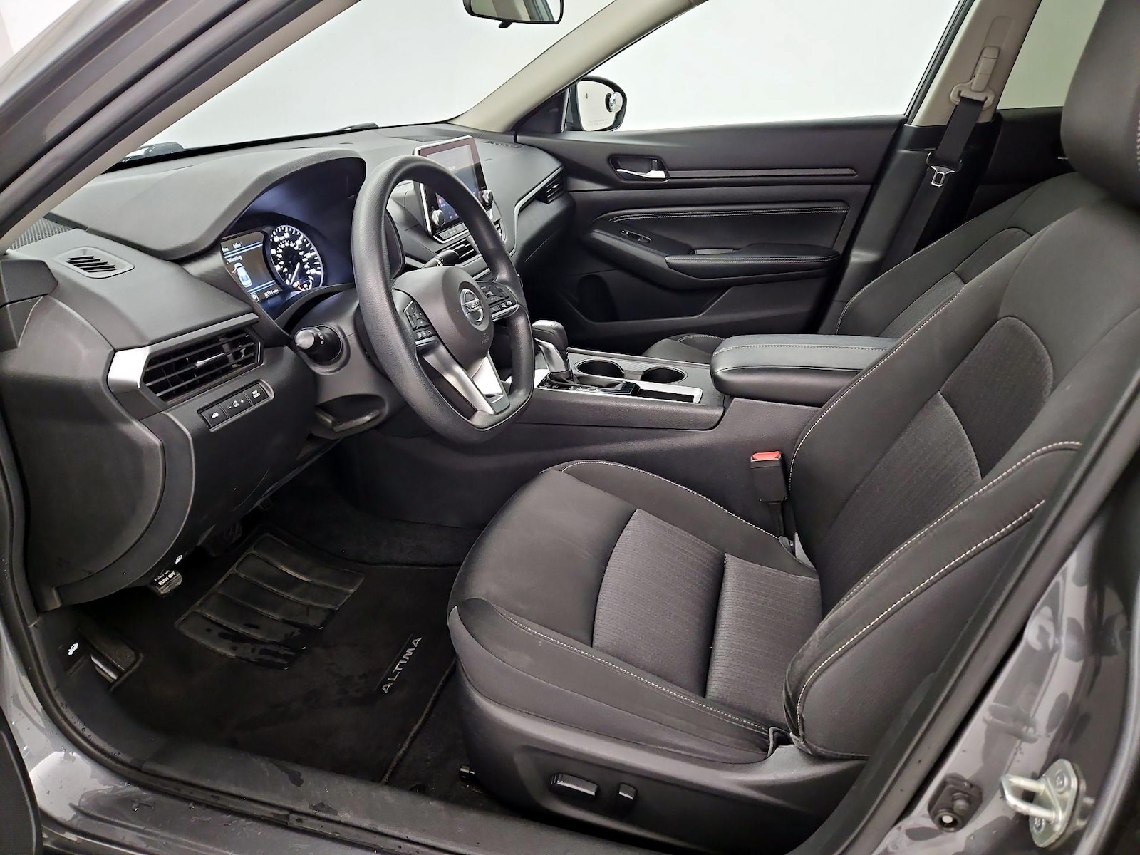Power Seat(s) & Side Airbags