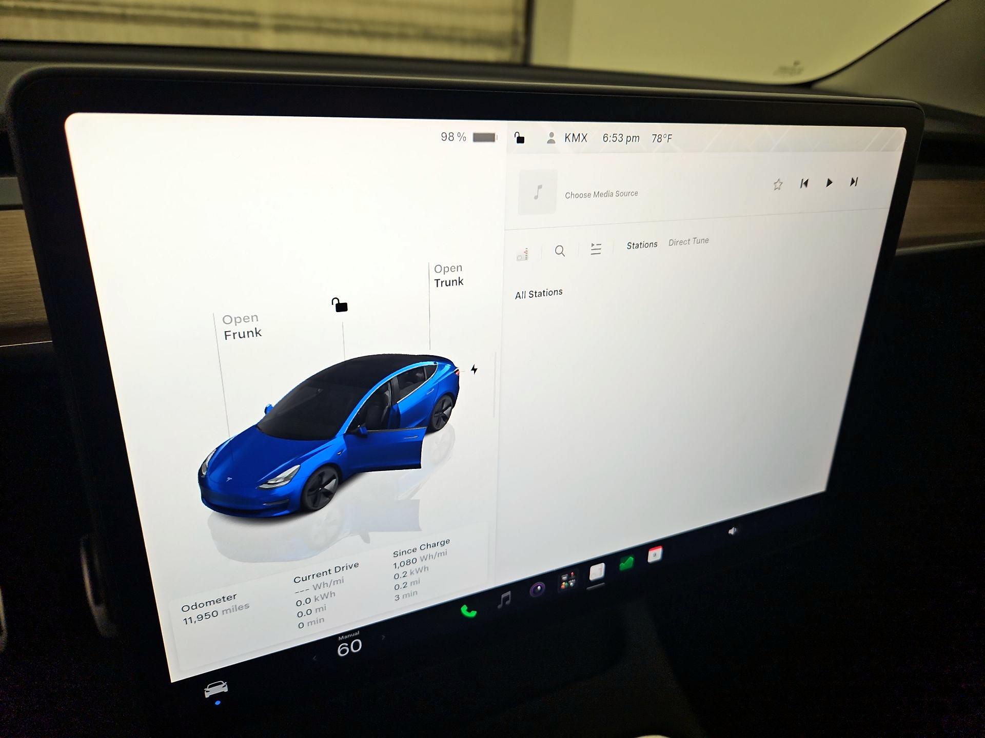 Thumbnail: 2023 Tesla Model 3 - 15