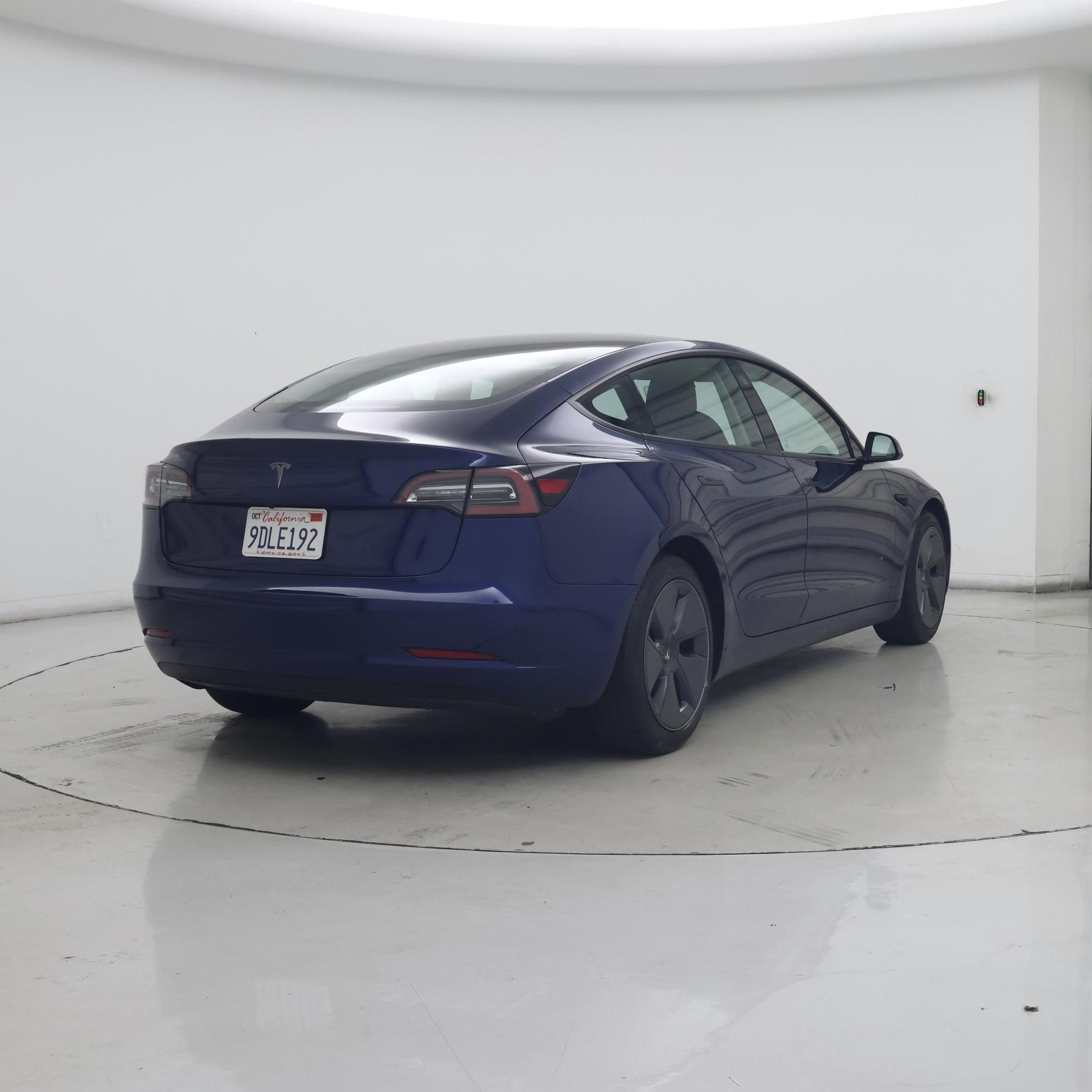 Thumbnail: 2023 Tesla Model 3 - 8