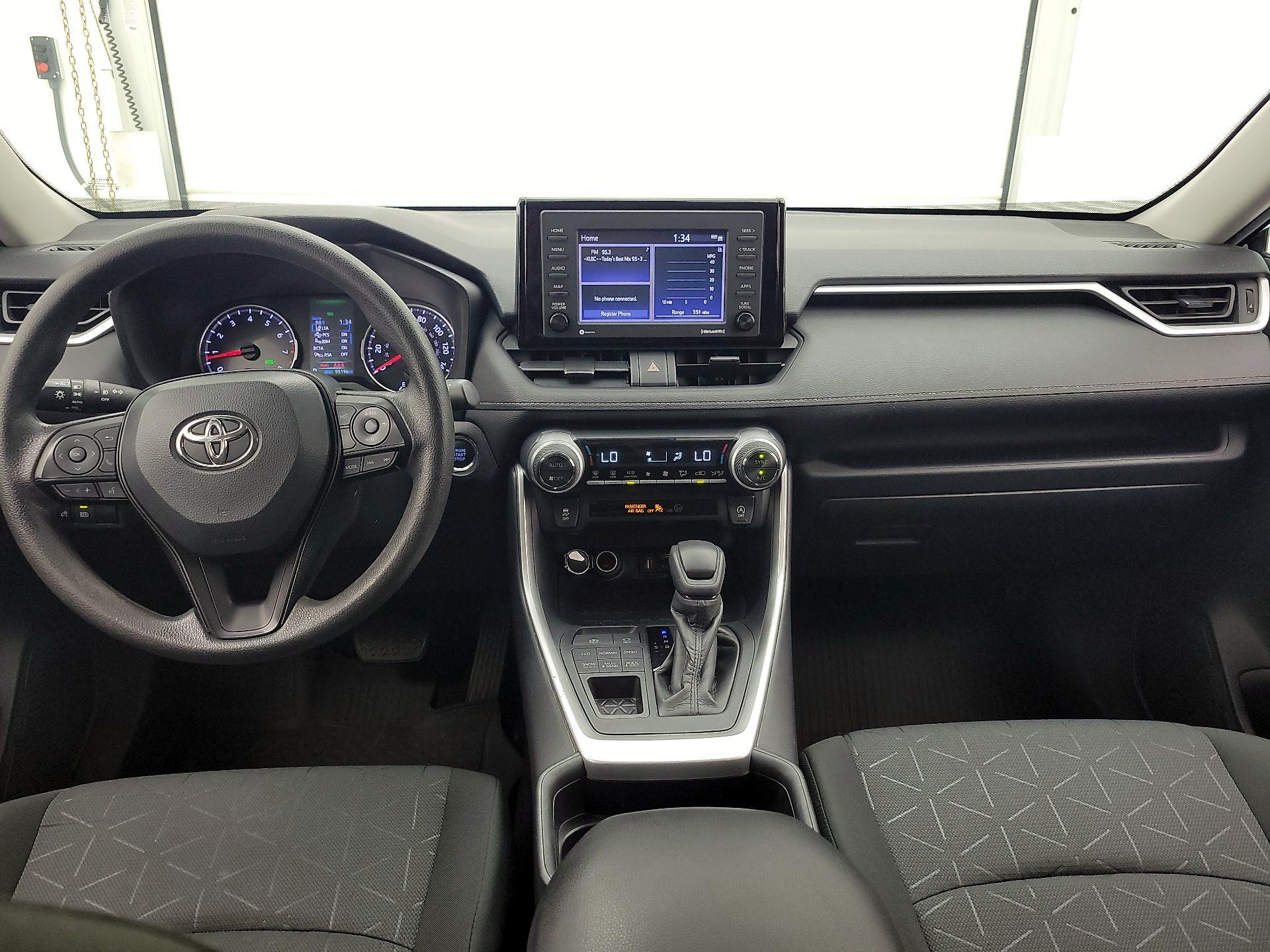 Thumbnail: 2020 Toyota RAV4 - 9
