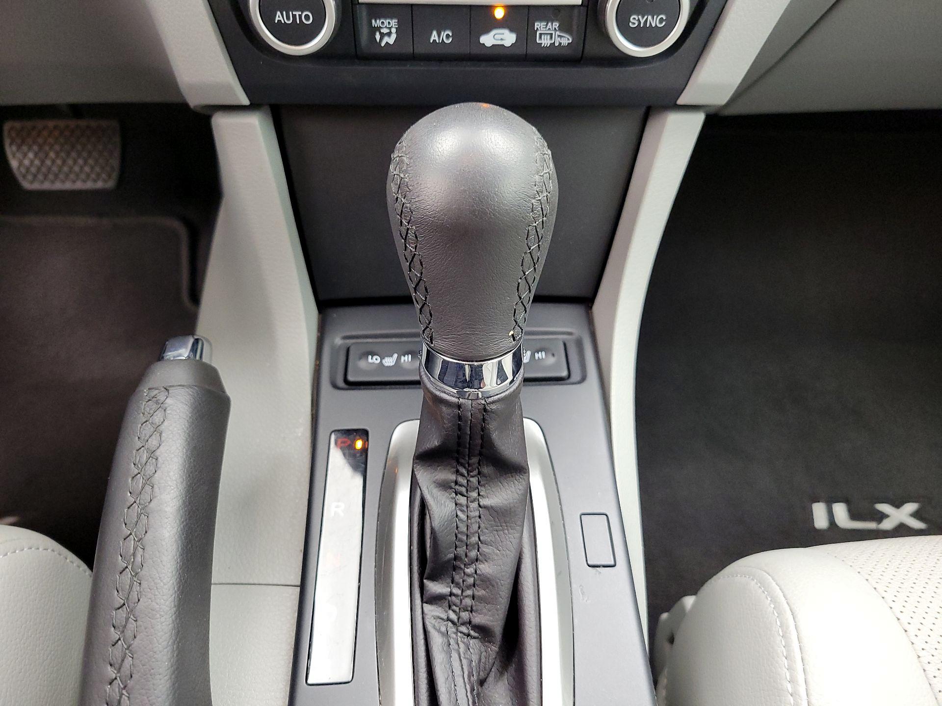 Thumbnail: 2017 Acura ILX - 16