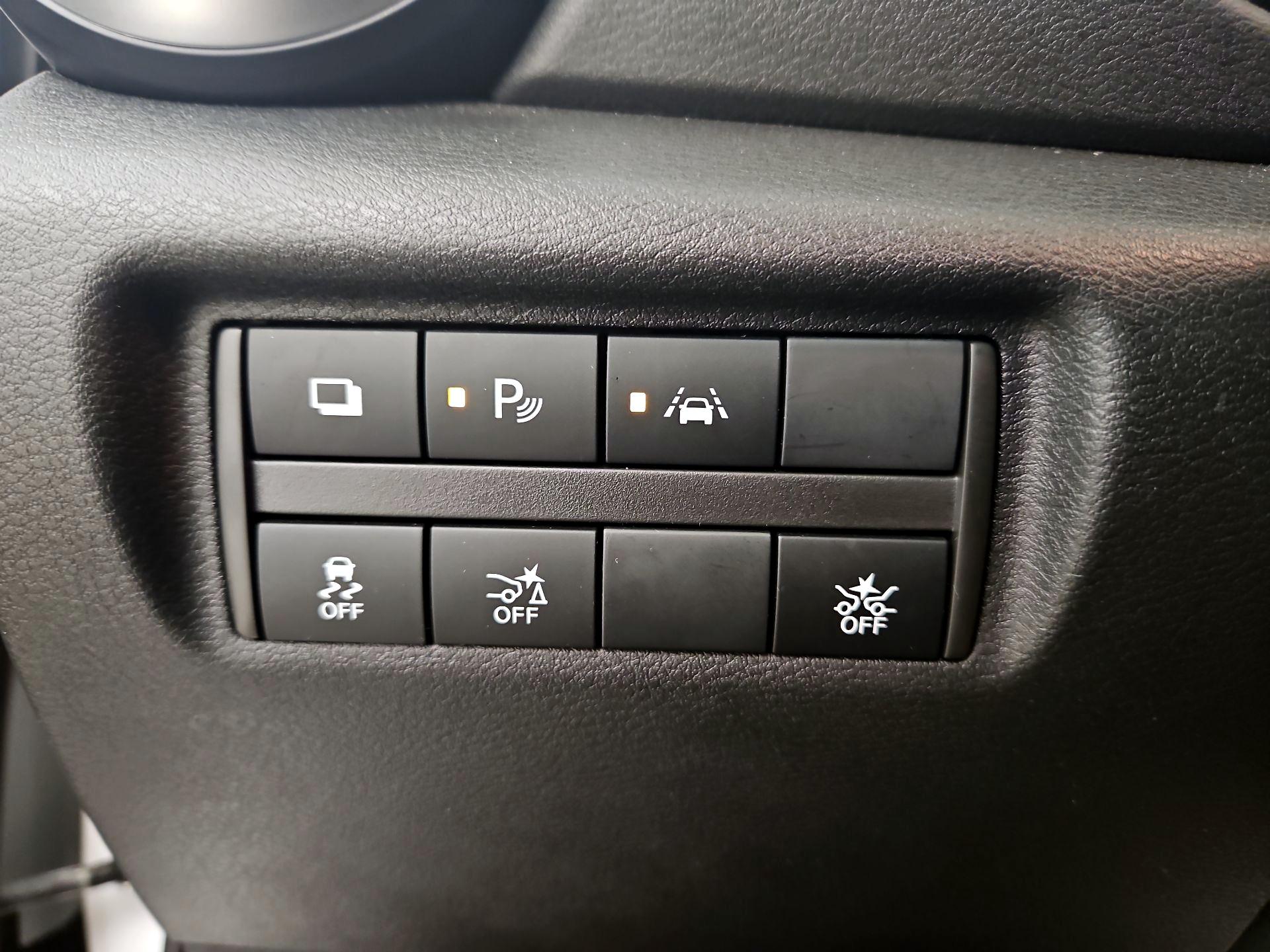 Thumbnail: 2020 Nissan Versa - 13
