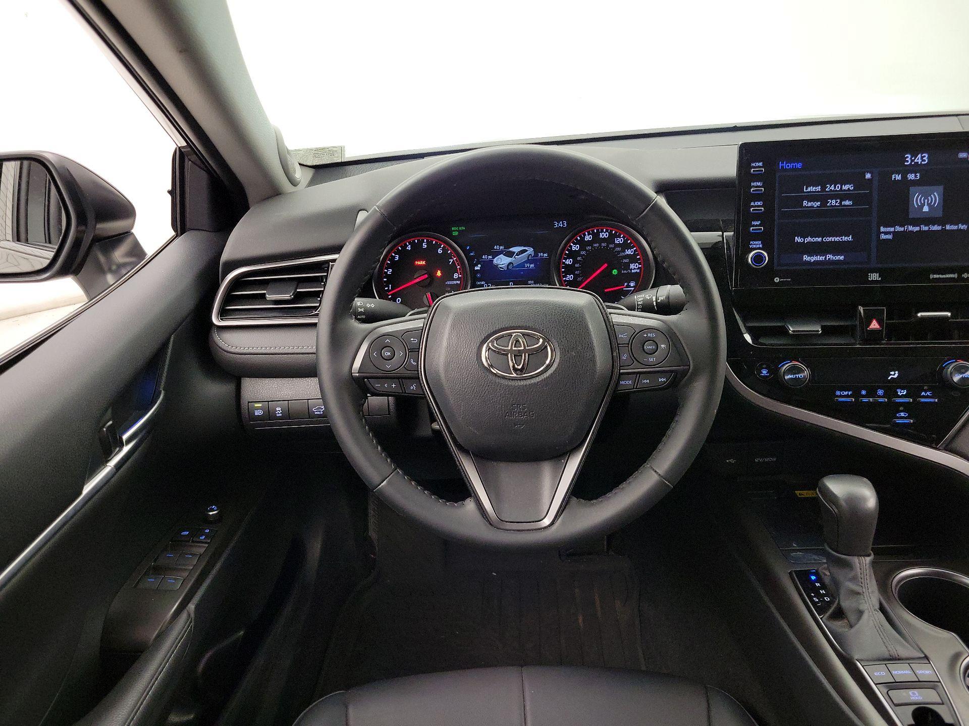 Thumbnail: 2023 Toyota Camry - 10