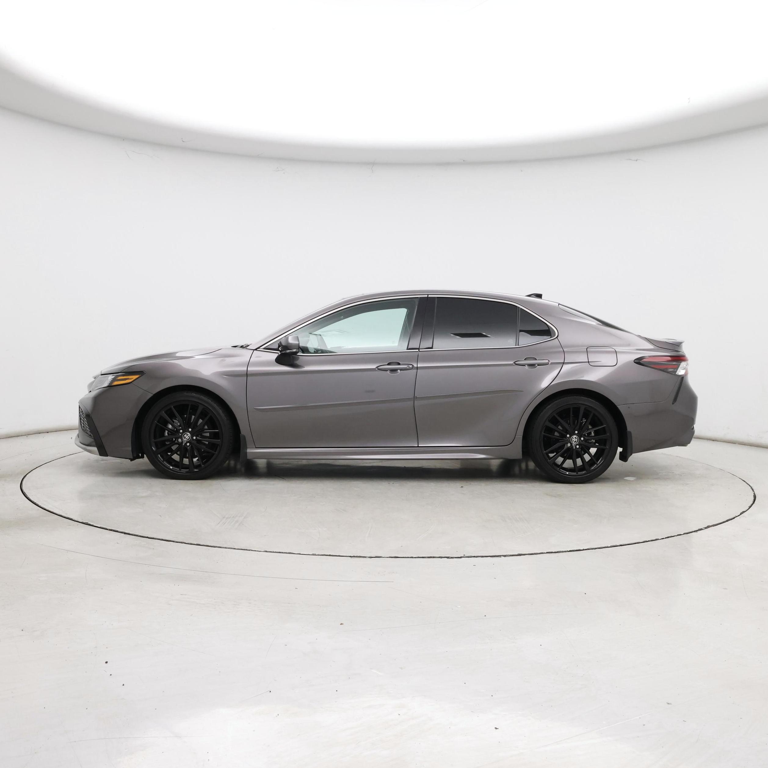 Thumbnail: 2023 Toyota Camry - 3