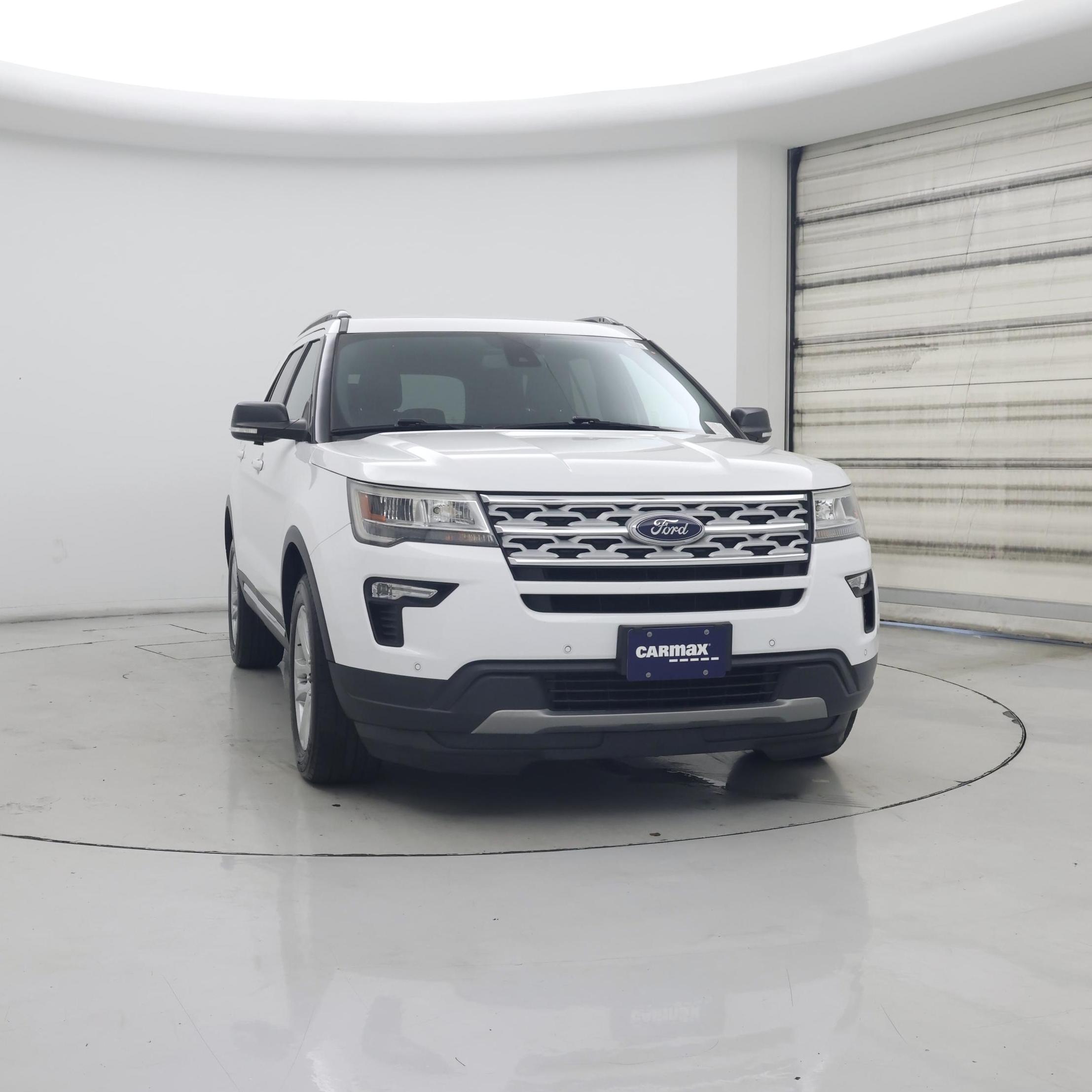 Thumbnail: 2019 Ford Explorer - 5