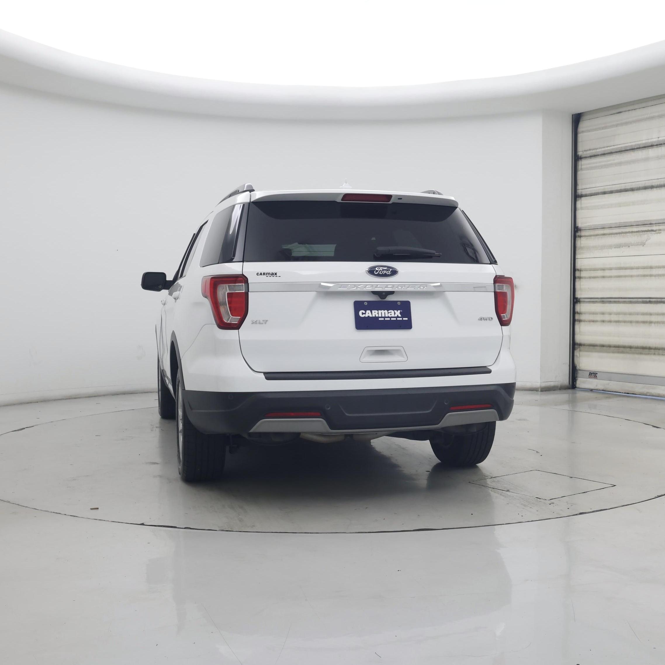 Thumbnail: 2019 Ford Explorer - 6