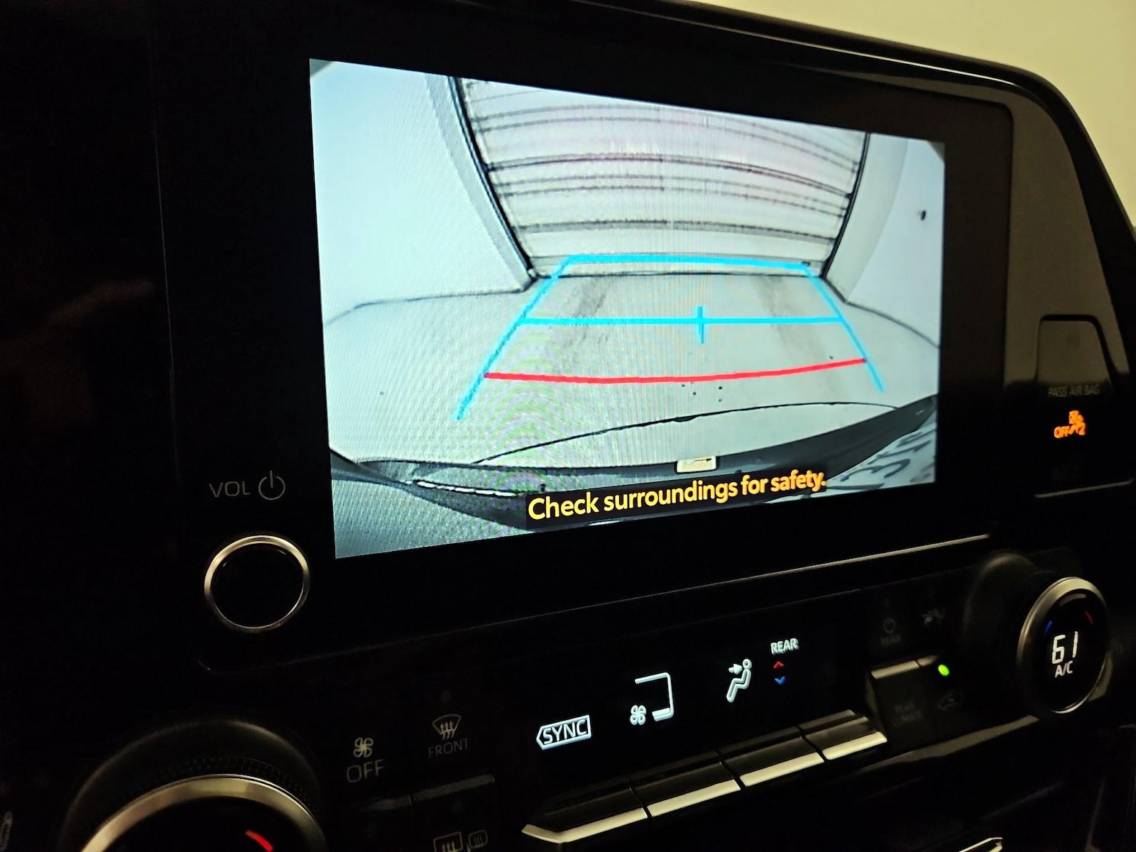2024 Toyota Highlander XLE - Photo 15