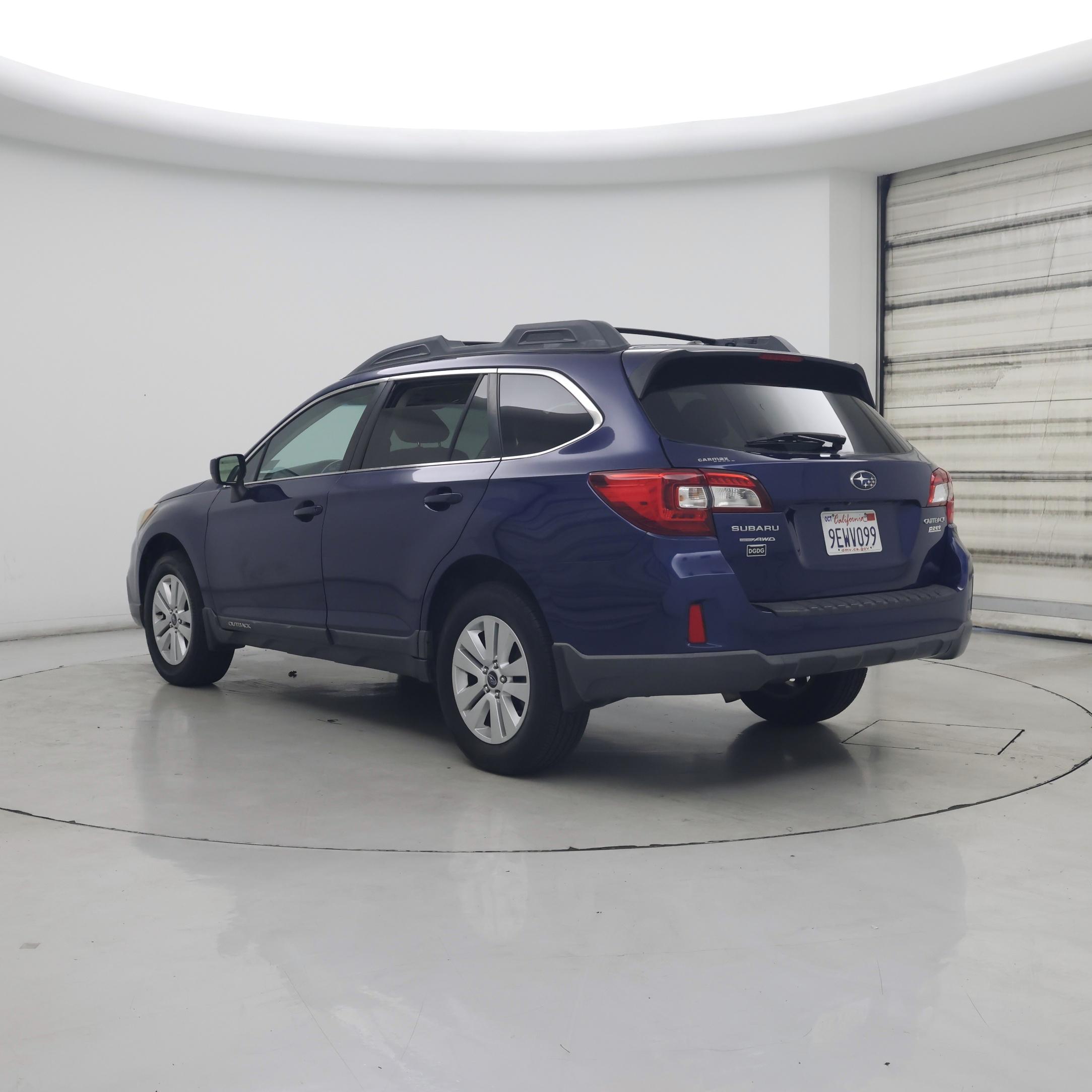 Thumbnail: 2015 Subaru Outback - 2