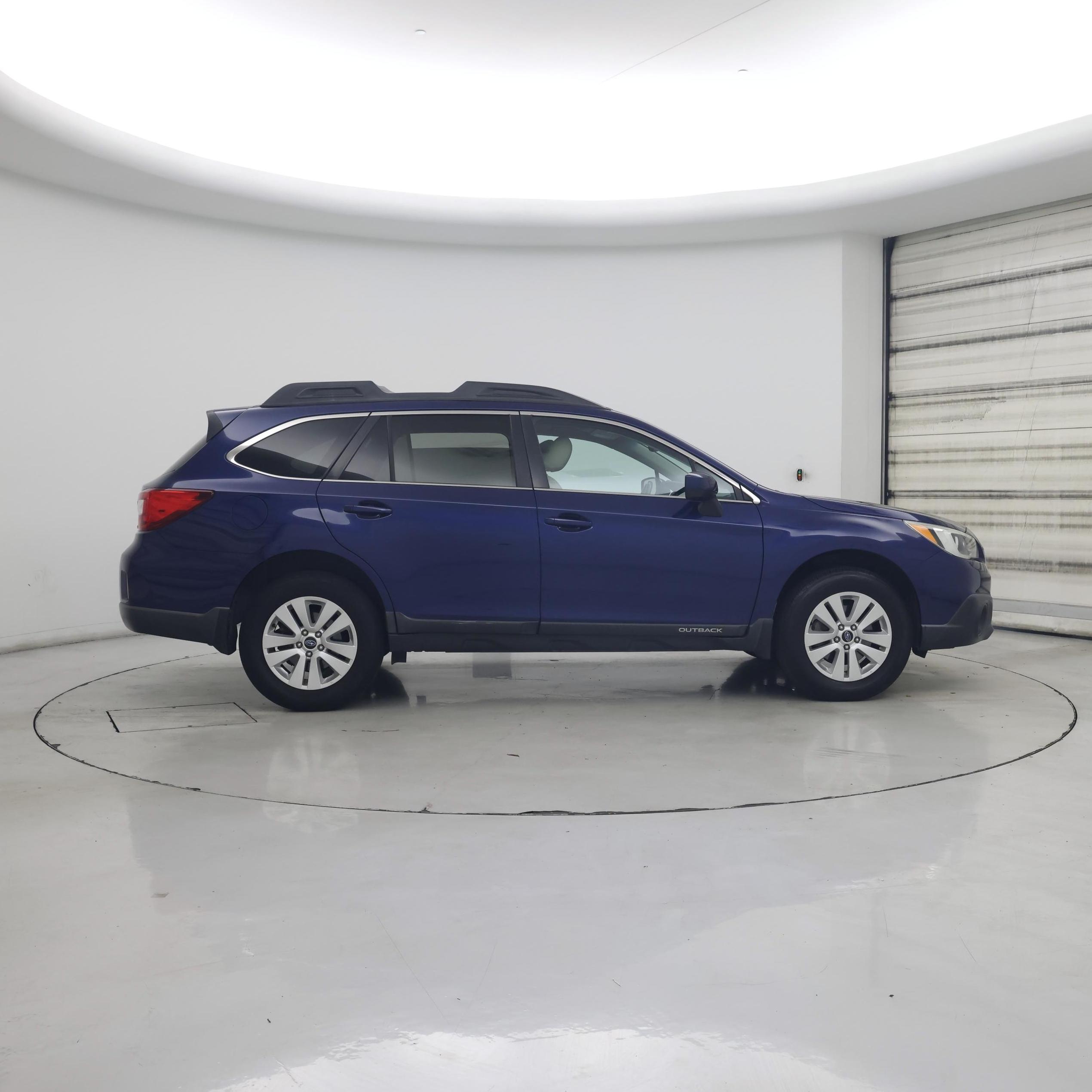 Thumbnail: 2015 Subaru Outback - 7