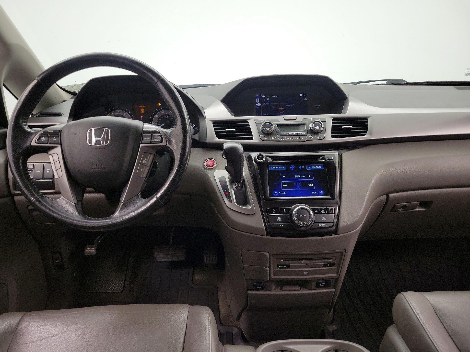 Thumbnail: 2015 Honda Odyssey - 9