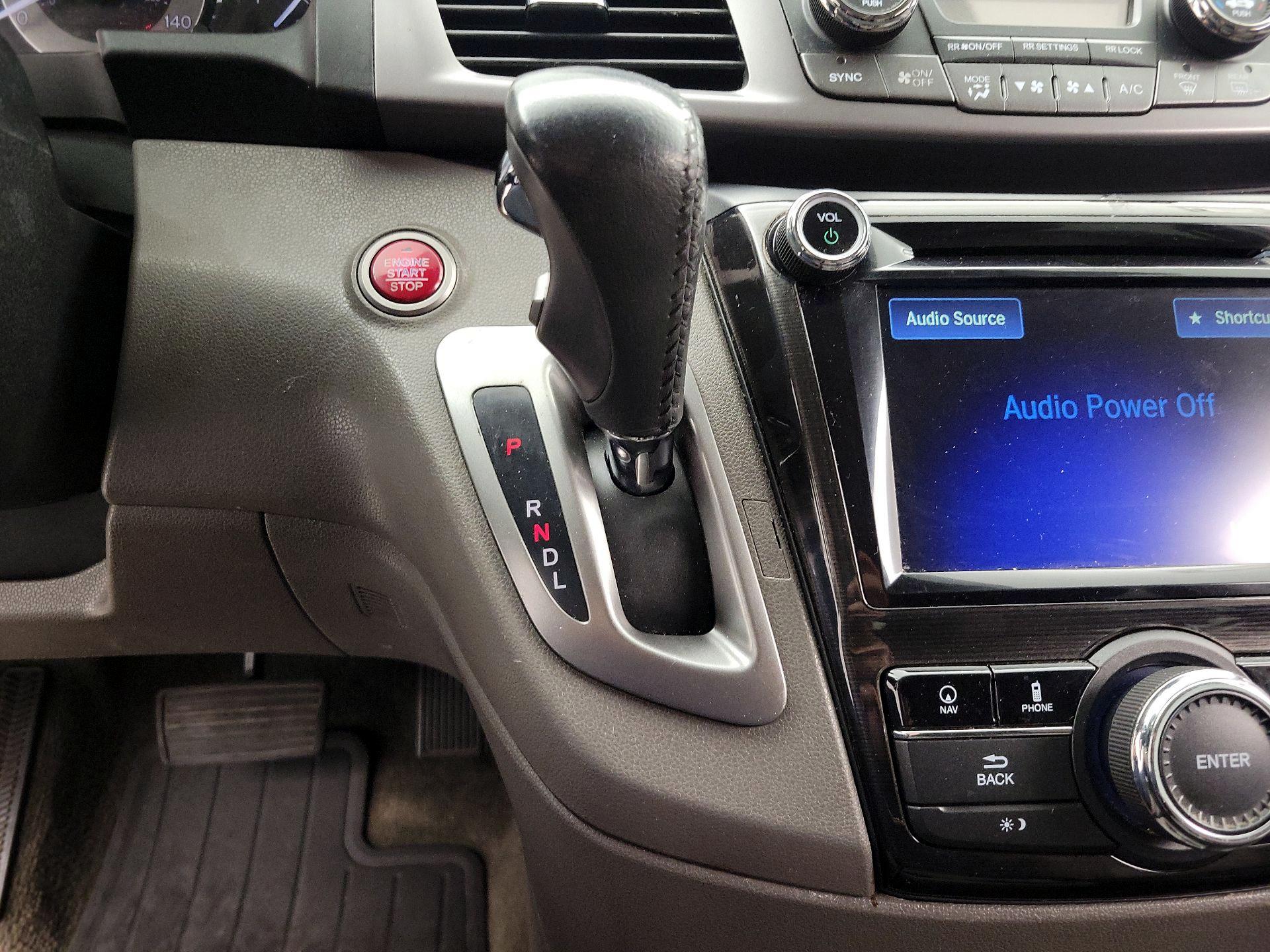 Thumbnail: 2015 Honda Odyssey - 18