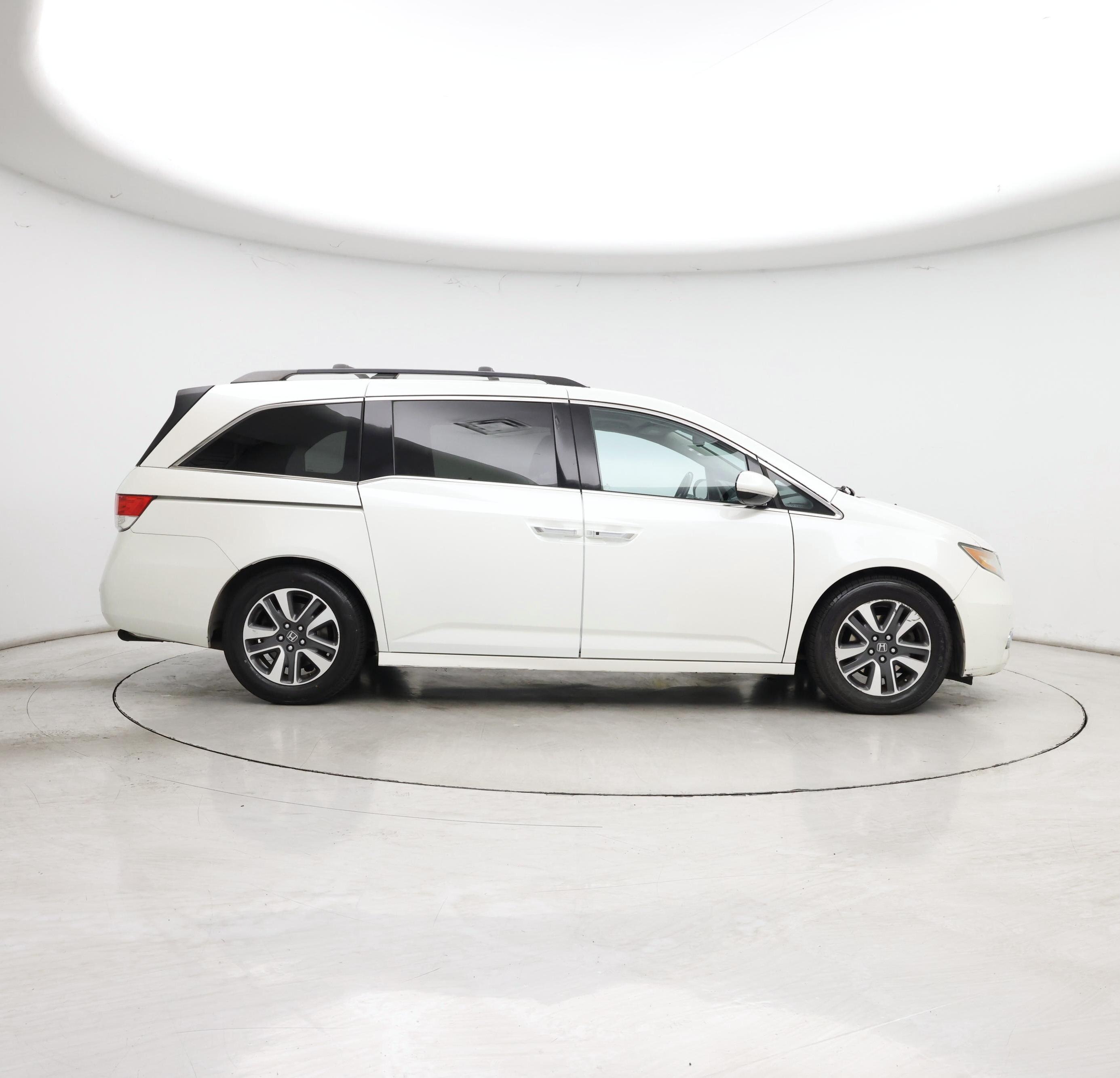 Thumbnail: 2015 Honda Odyssey - 7