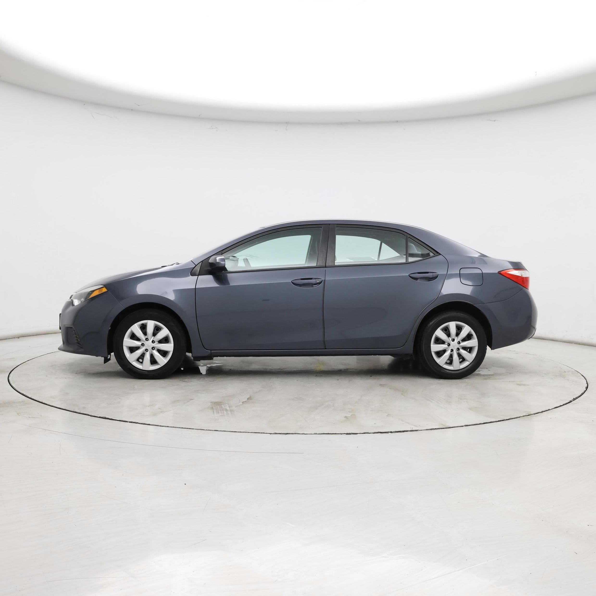 Thumbnail: 2016 Toyota Corolla - 3