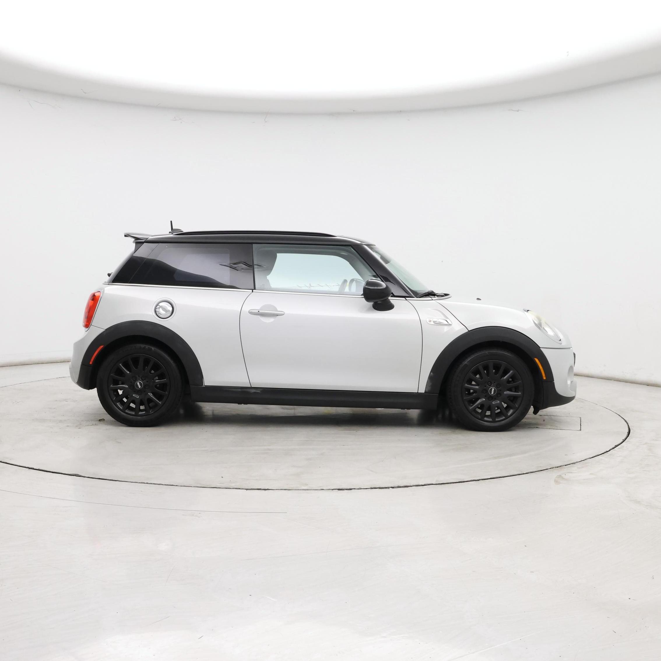 Thumbnail: 2015 MINI Cooper Hardtop - 7