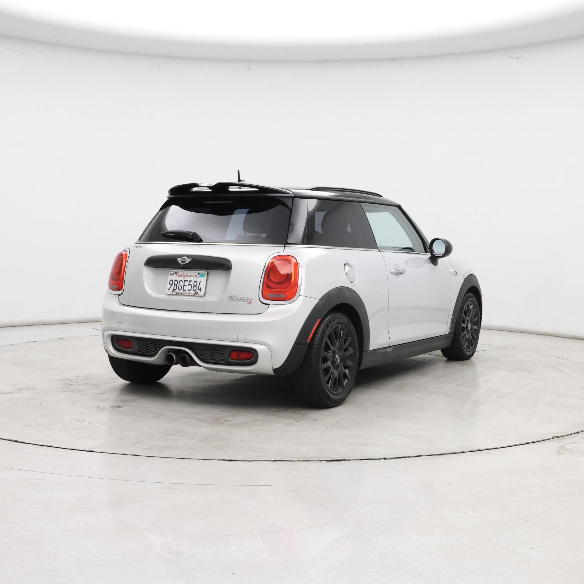 Thumbnail: 2015 MINI Cooper Hardtop - 8