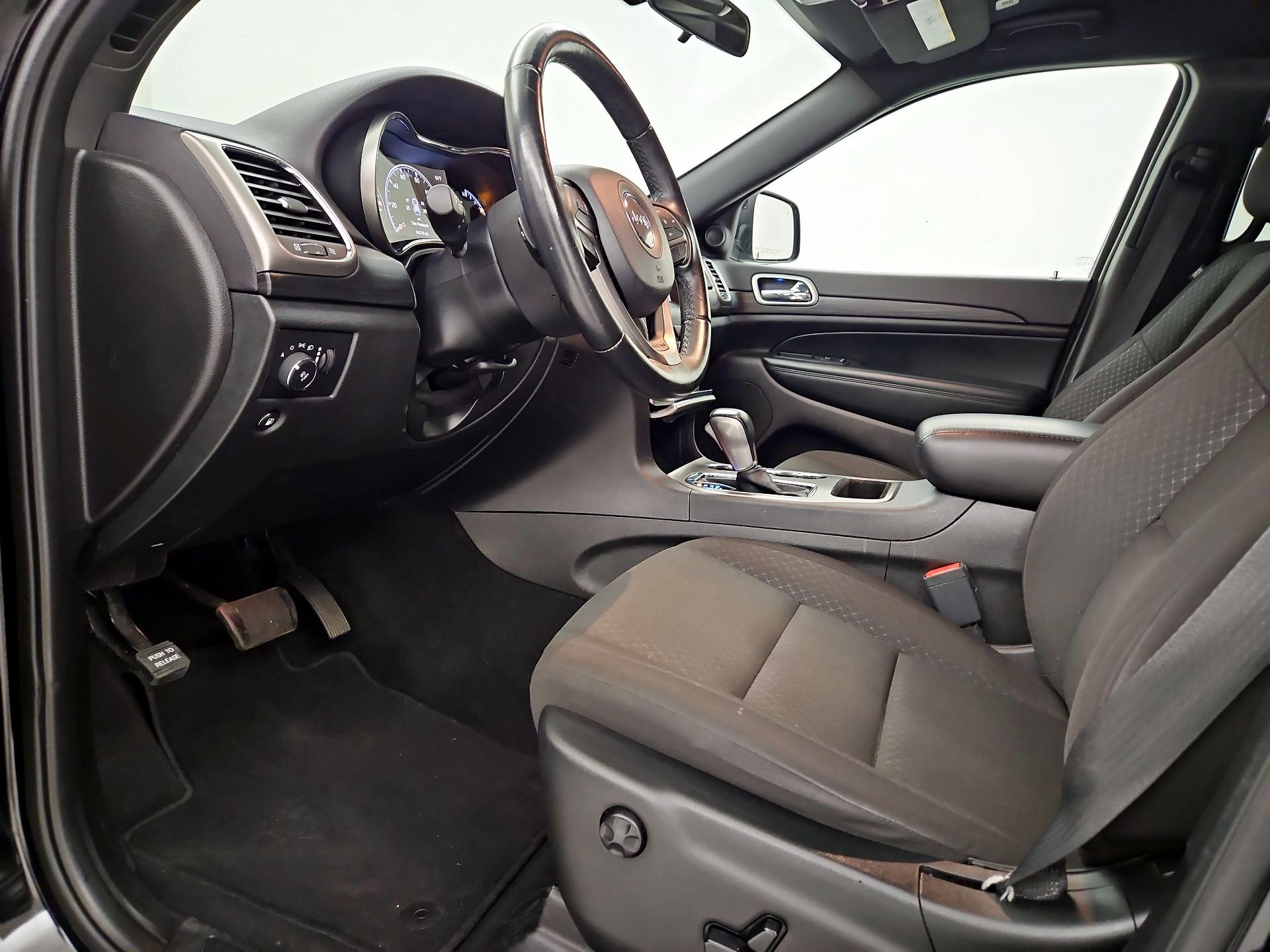 Thumbnail: 2021 Jeep Grand Cherokee - 11