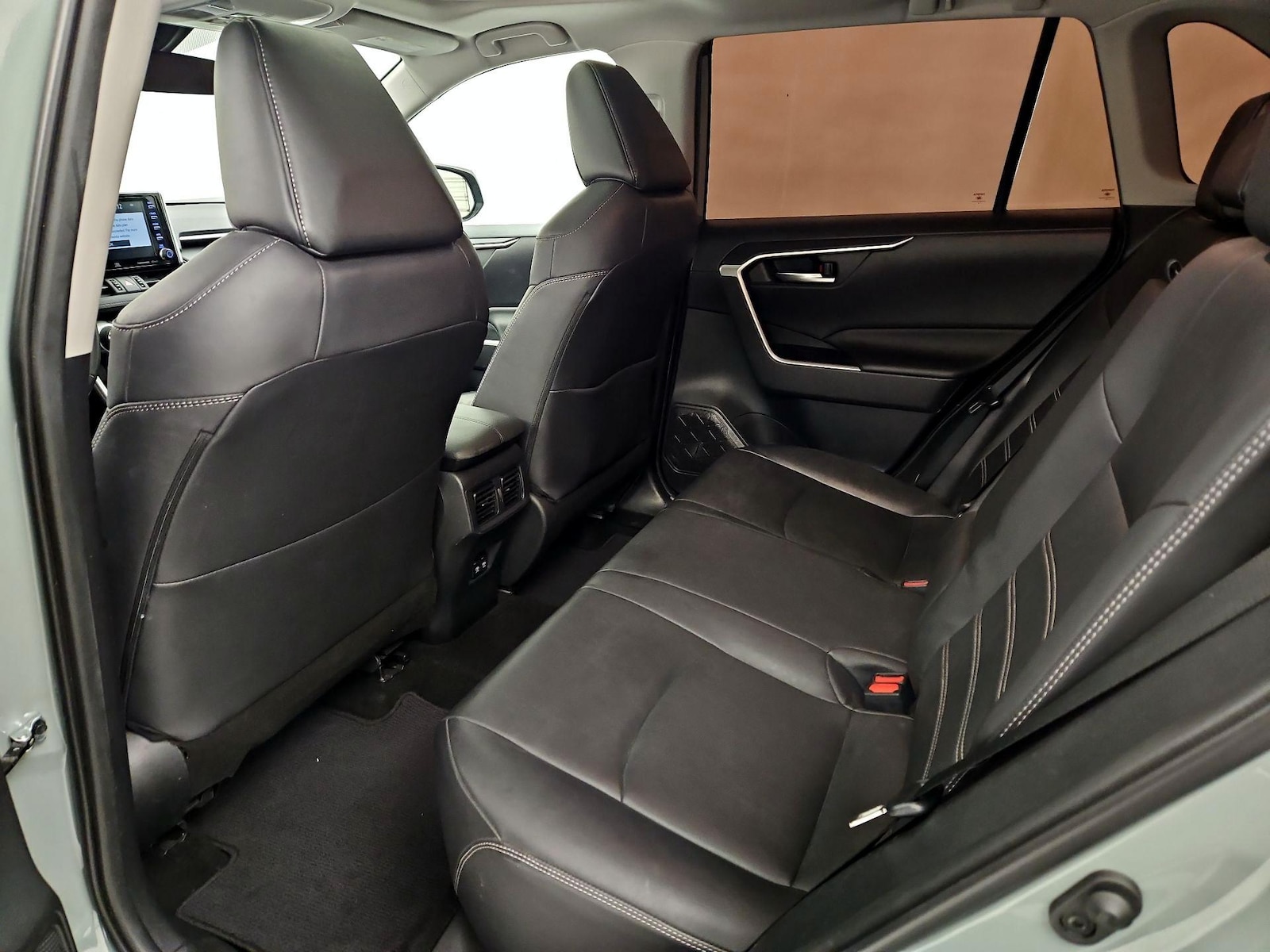 2019 Toyota RAV4 XLE Premium - Photo 21