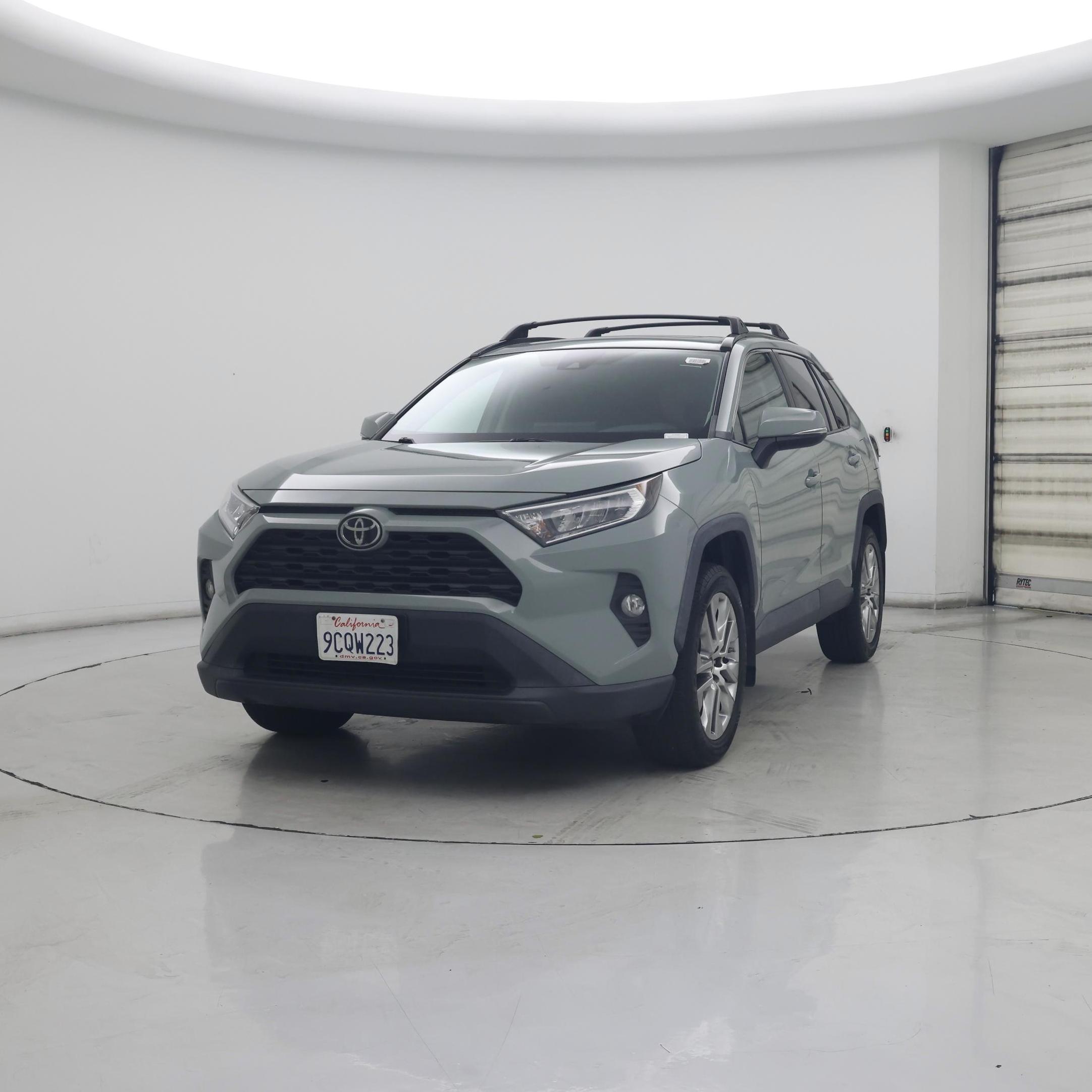 Thumbnail: 2019 Toyota RAV4 - 4