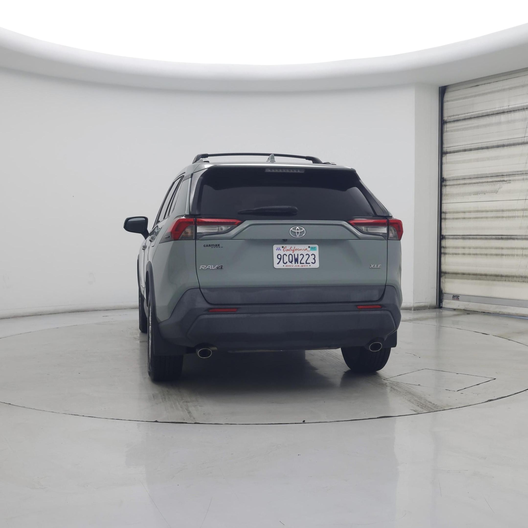Thumbnail: 2019 Toyota RAV4 - 6