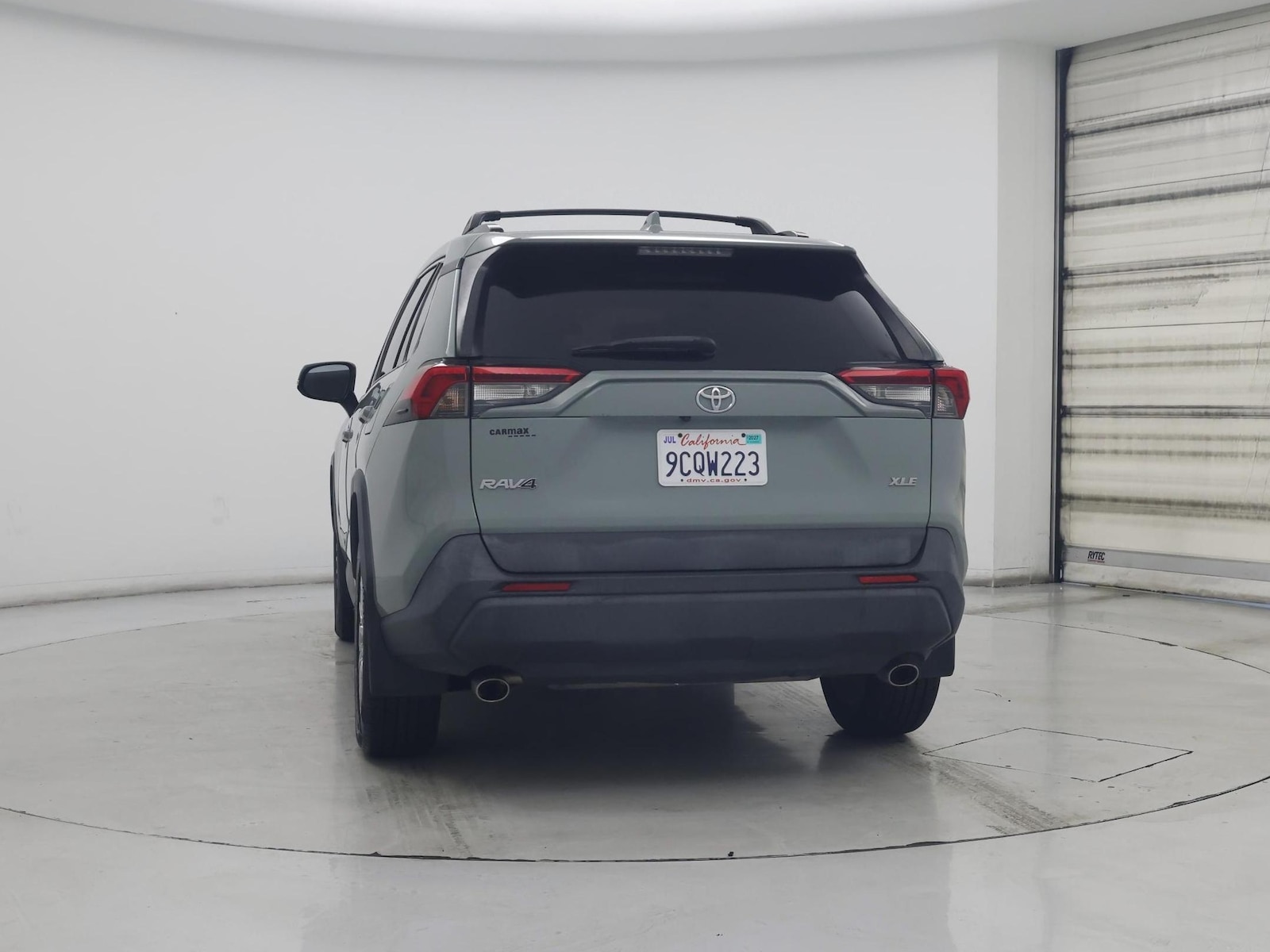 2019 Toyota RAV4 XLE Premium - Photo 7
