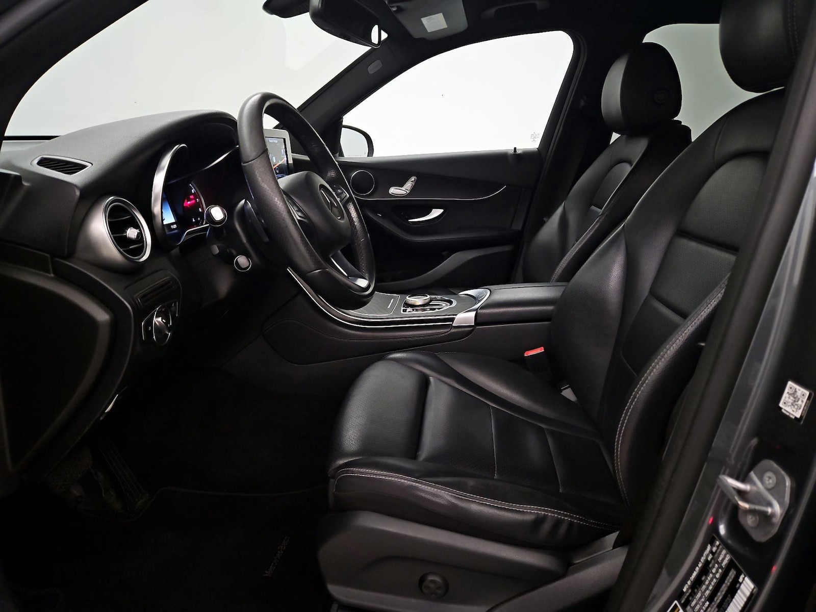 Power Seat(s) & Side Airbags
