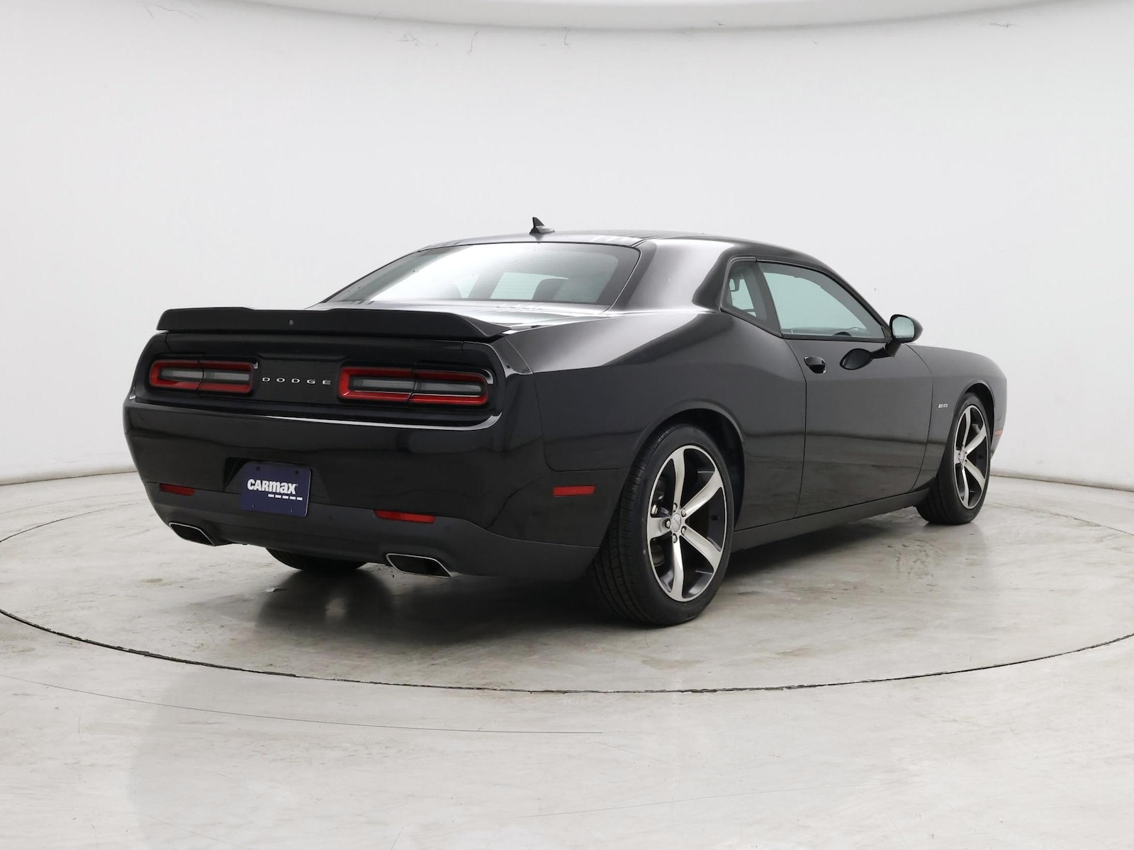 2015 Dodge Challenger R/T - Photo 9