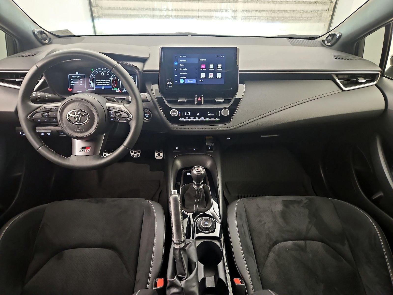 Apple CarPlay® & Android Auto™