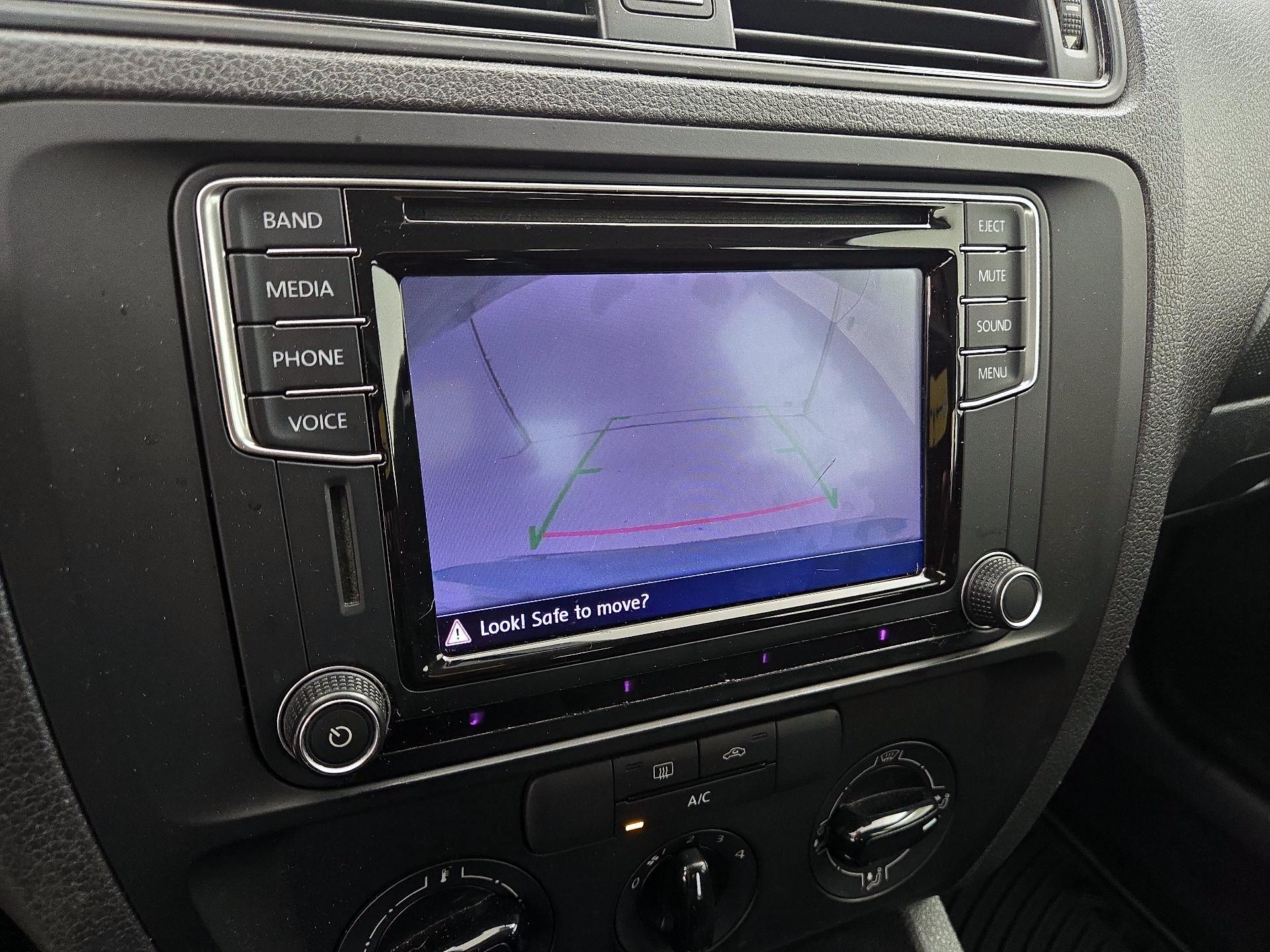 Thumbnail: 2016 Volkswagen Jetta - 14