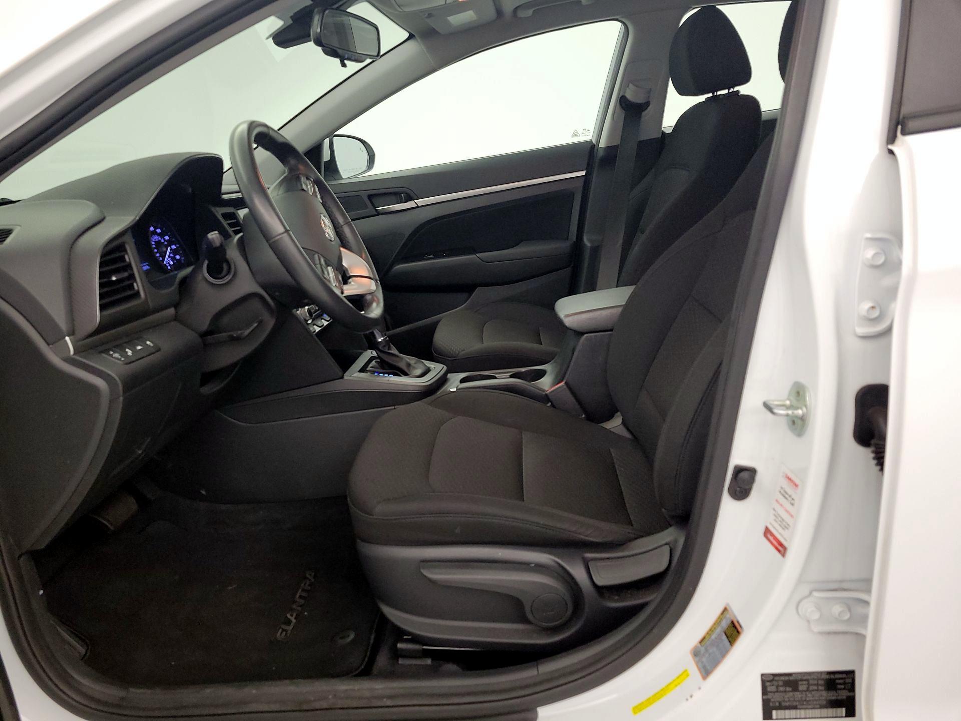 Thumbnail: 2020 Hyundai Elantra - 11