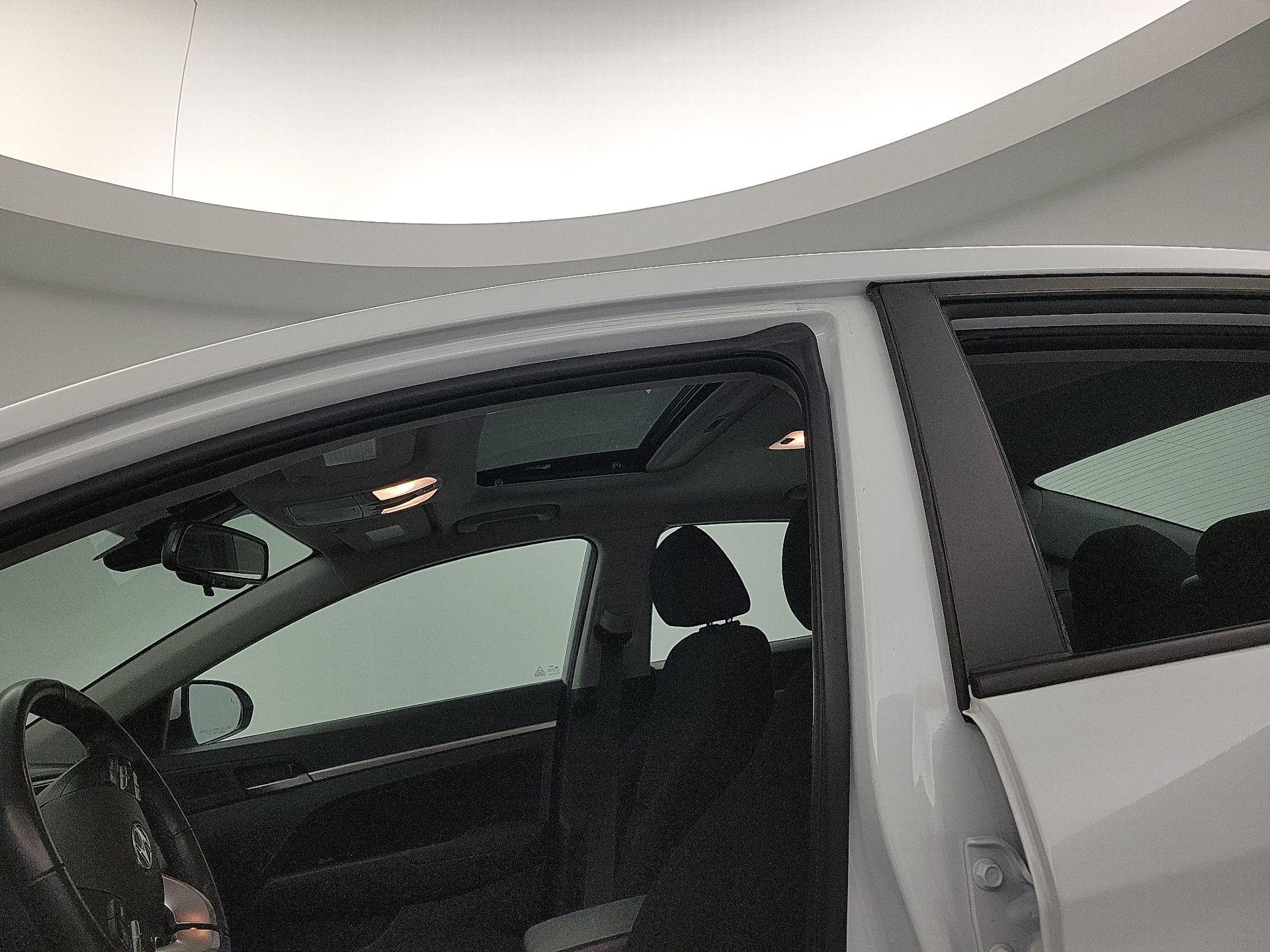 Thumbnail: 2020 Hyundai Elantra - 19