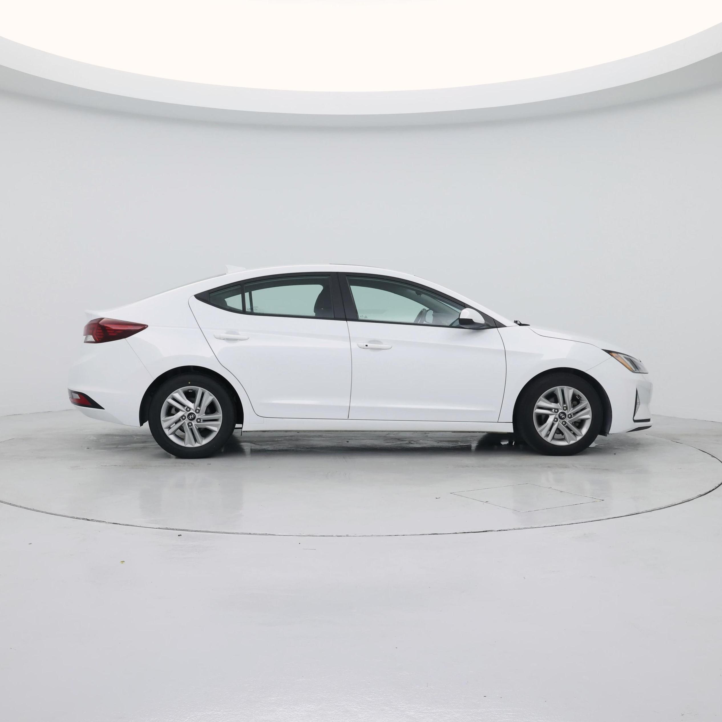 Thumbnail: 2020 Hyundai Elantra - 7