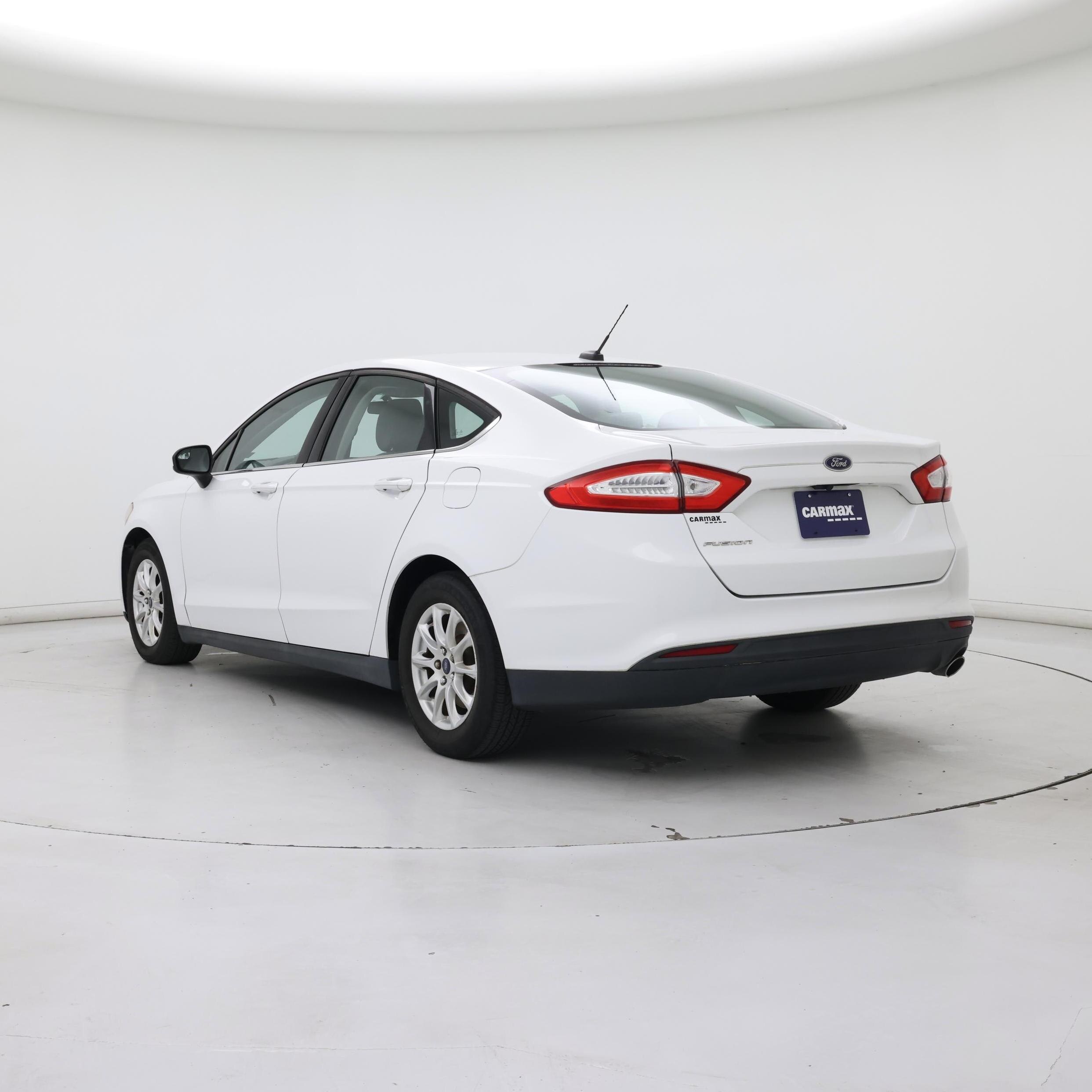 Thumbnail: 2015 Ford Fusion - 2
