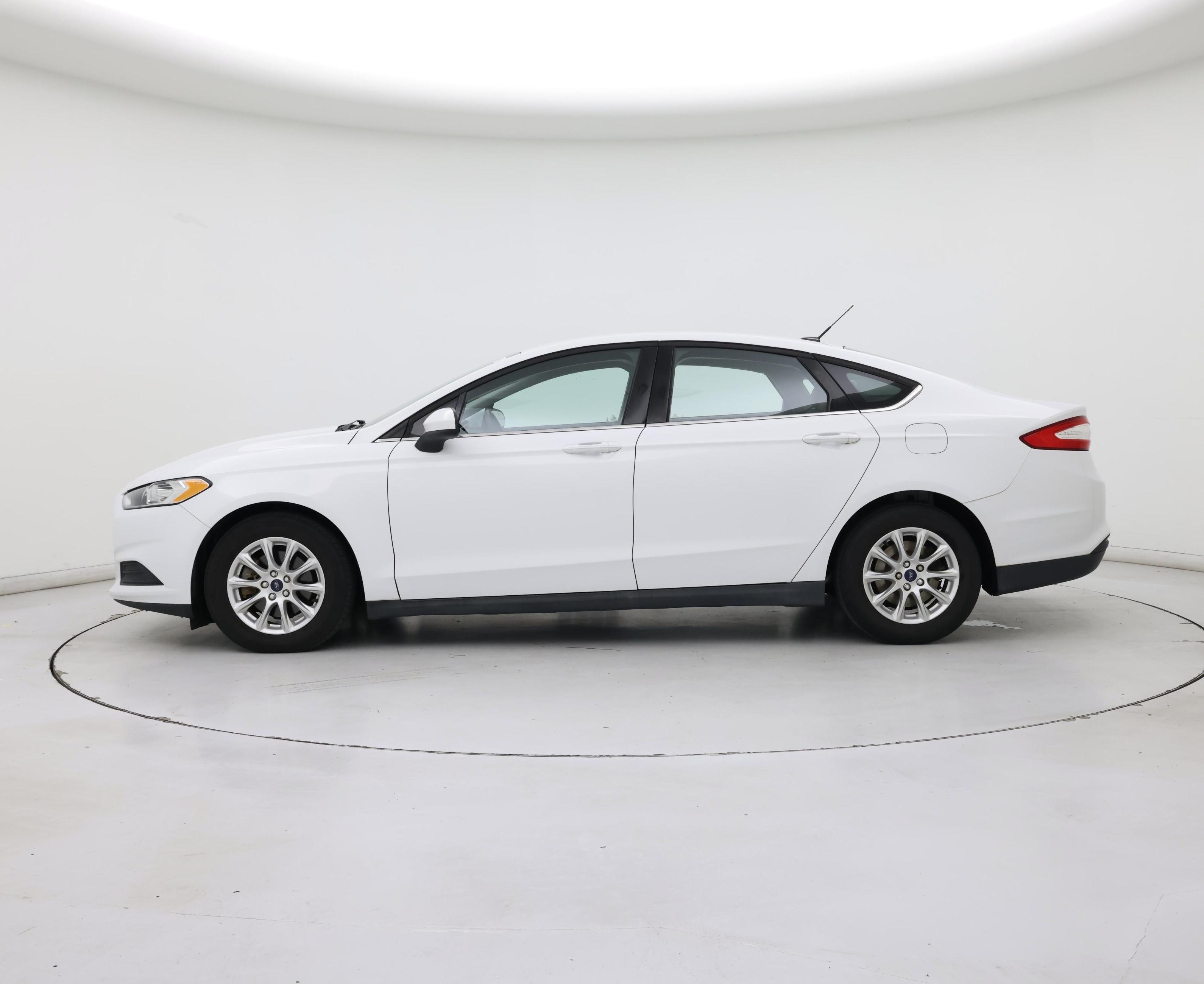 Thumbnail: 2015 Ford Fusion - 3