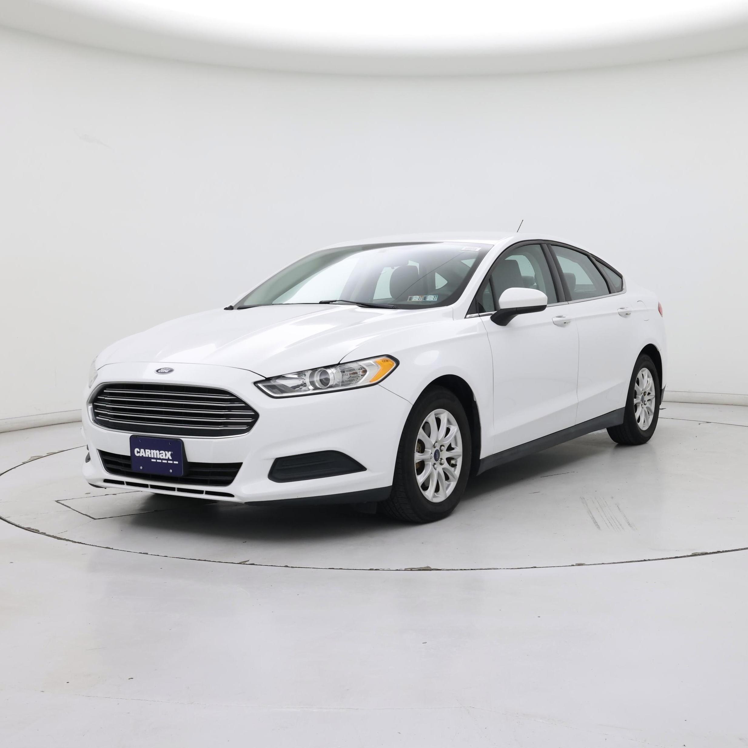 Thumbnail: 2015 Ford Fusion - 4