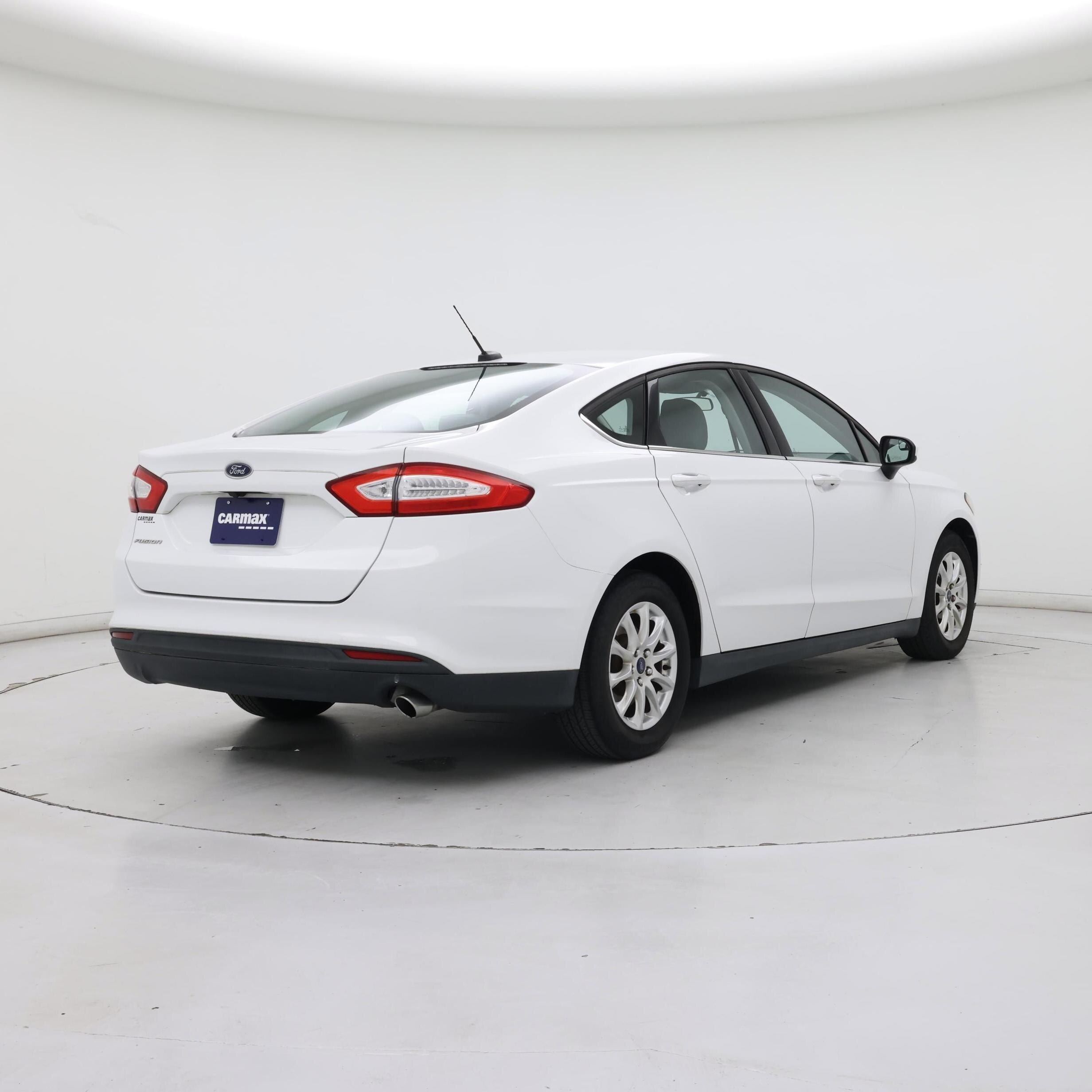 Thumbnail: 2015 Ford Fusion - 8