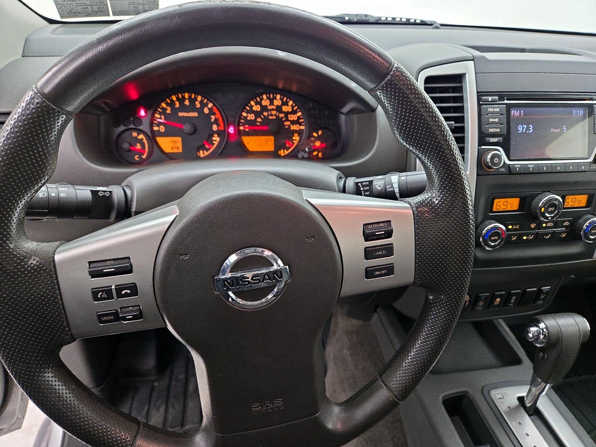 Thumbnail: 2015 Nissan Frontier - 10