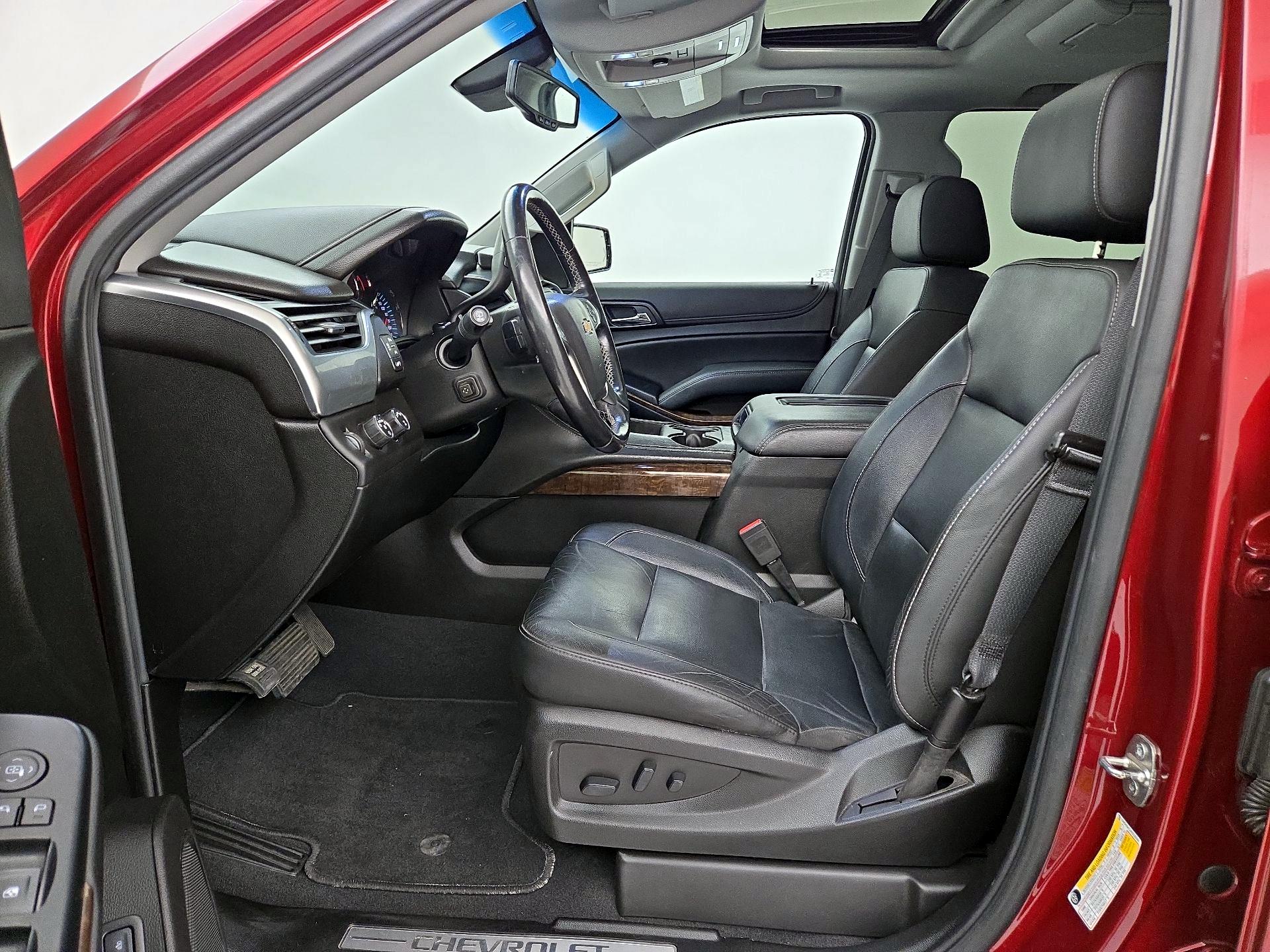 Thumbnail: 2019 Chevrolet Tahoe - 11