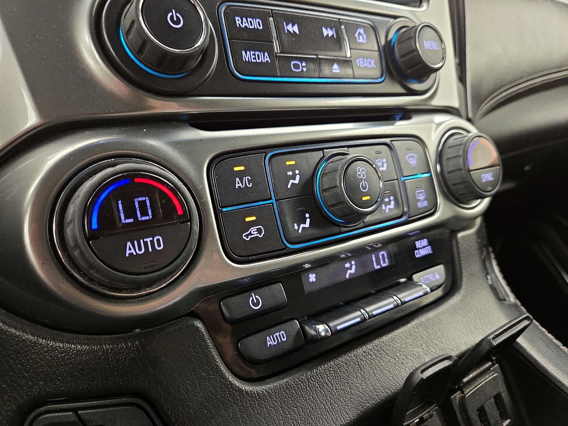 Thumbnail: 2019 Chevrolet Tahoe - 17