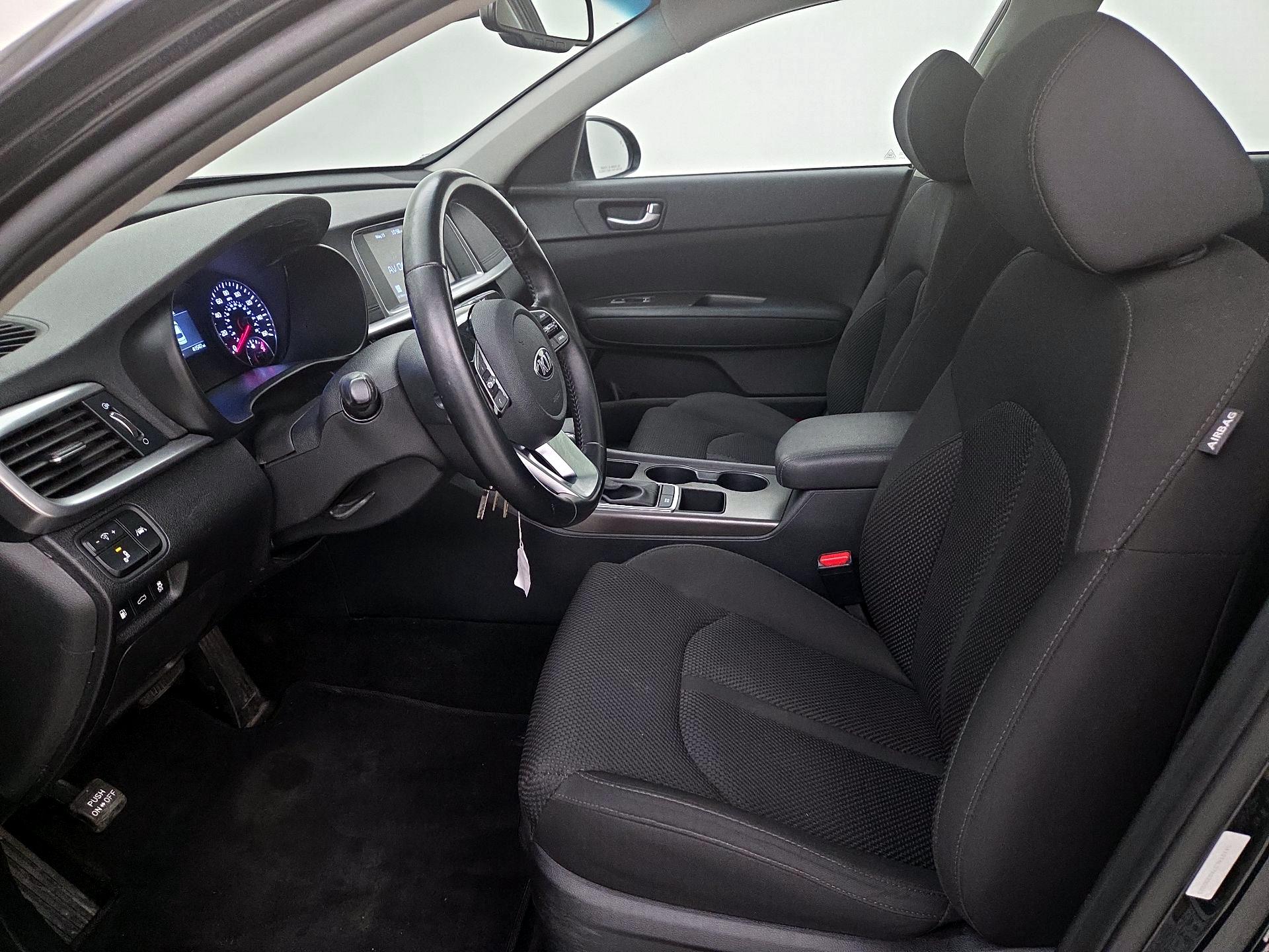 Thumbnail: 2019 Kia Optima - 11