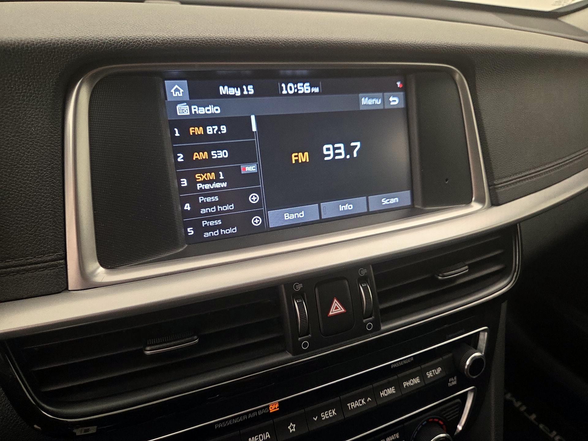 Thumbnail: 2019 Kia Optima - 15
